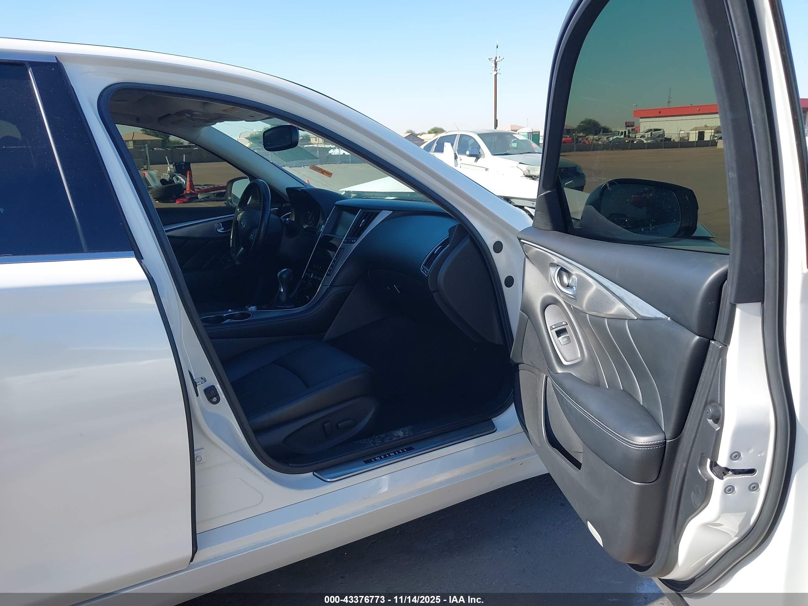 INFINITI Q50 image 5