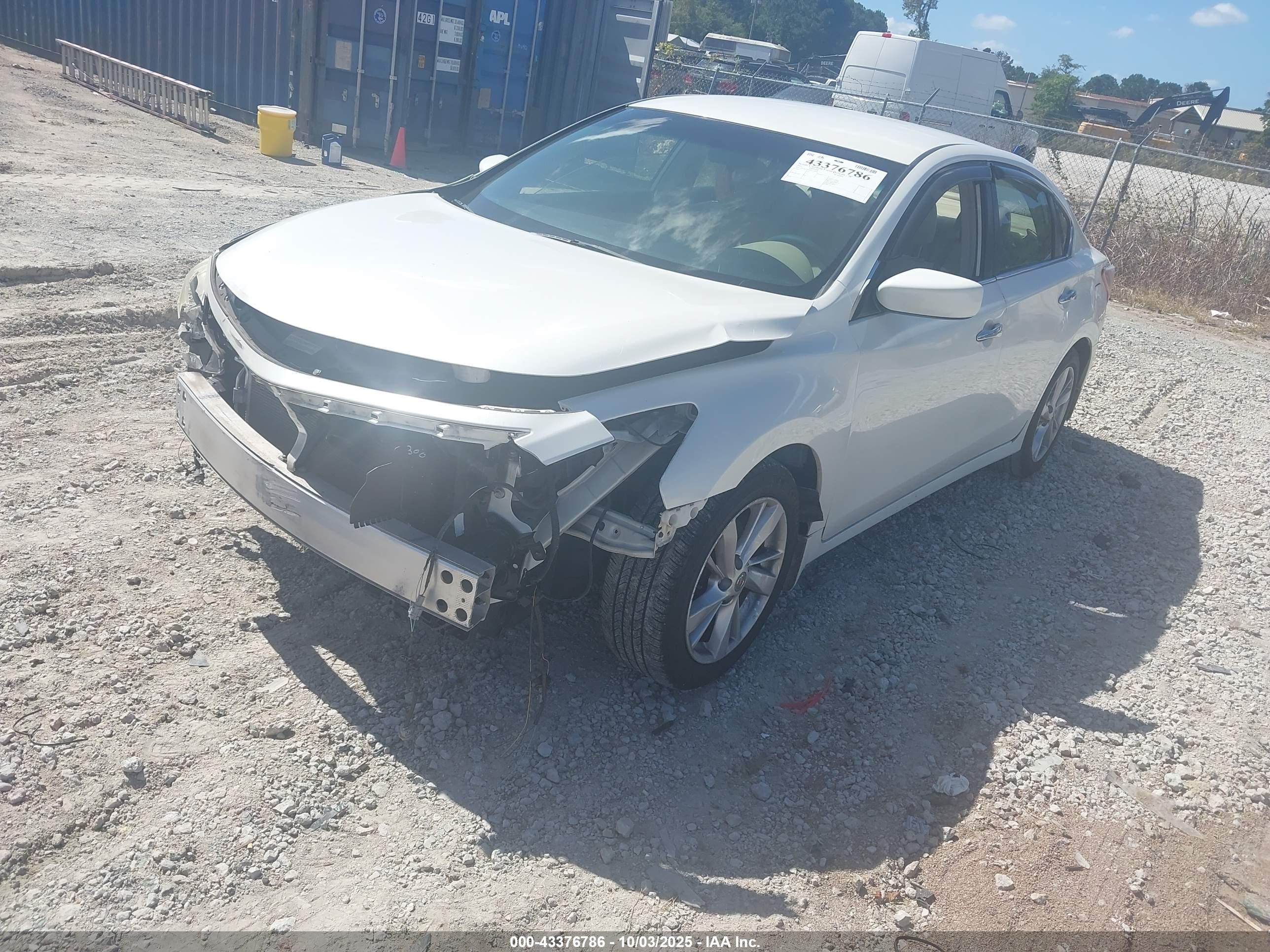 NISSAN ALTIMA image 2