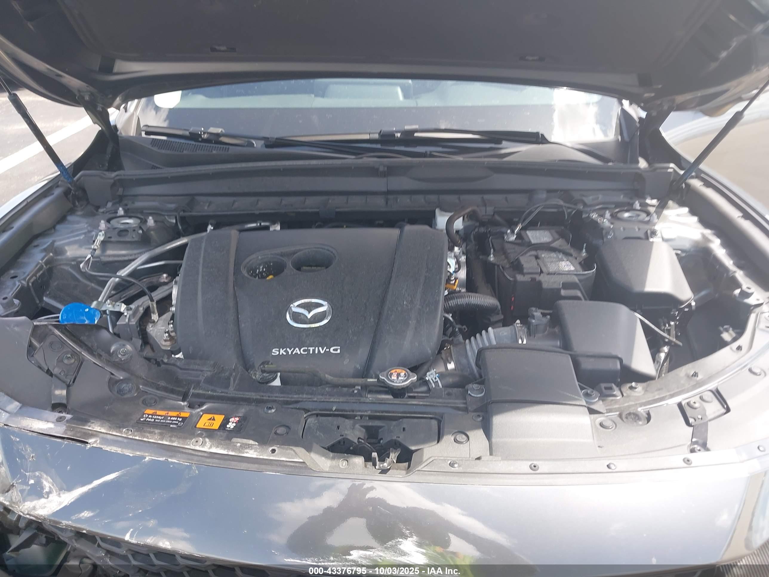 MAZDA CX-50 image 10