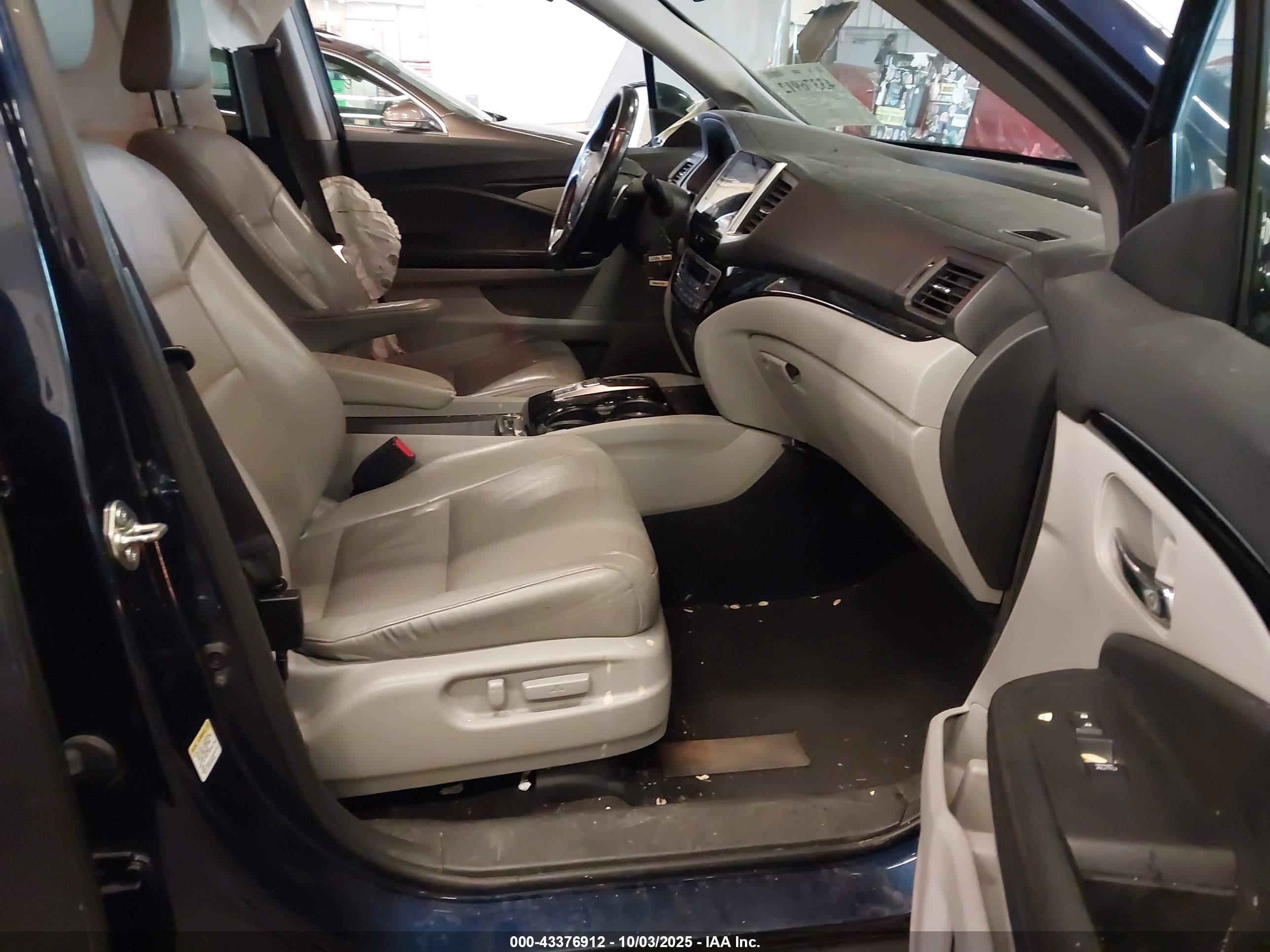 HONDA PILOT image 5