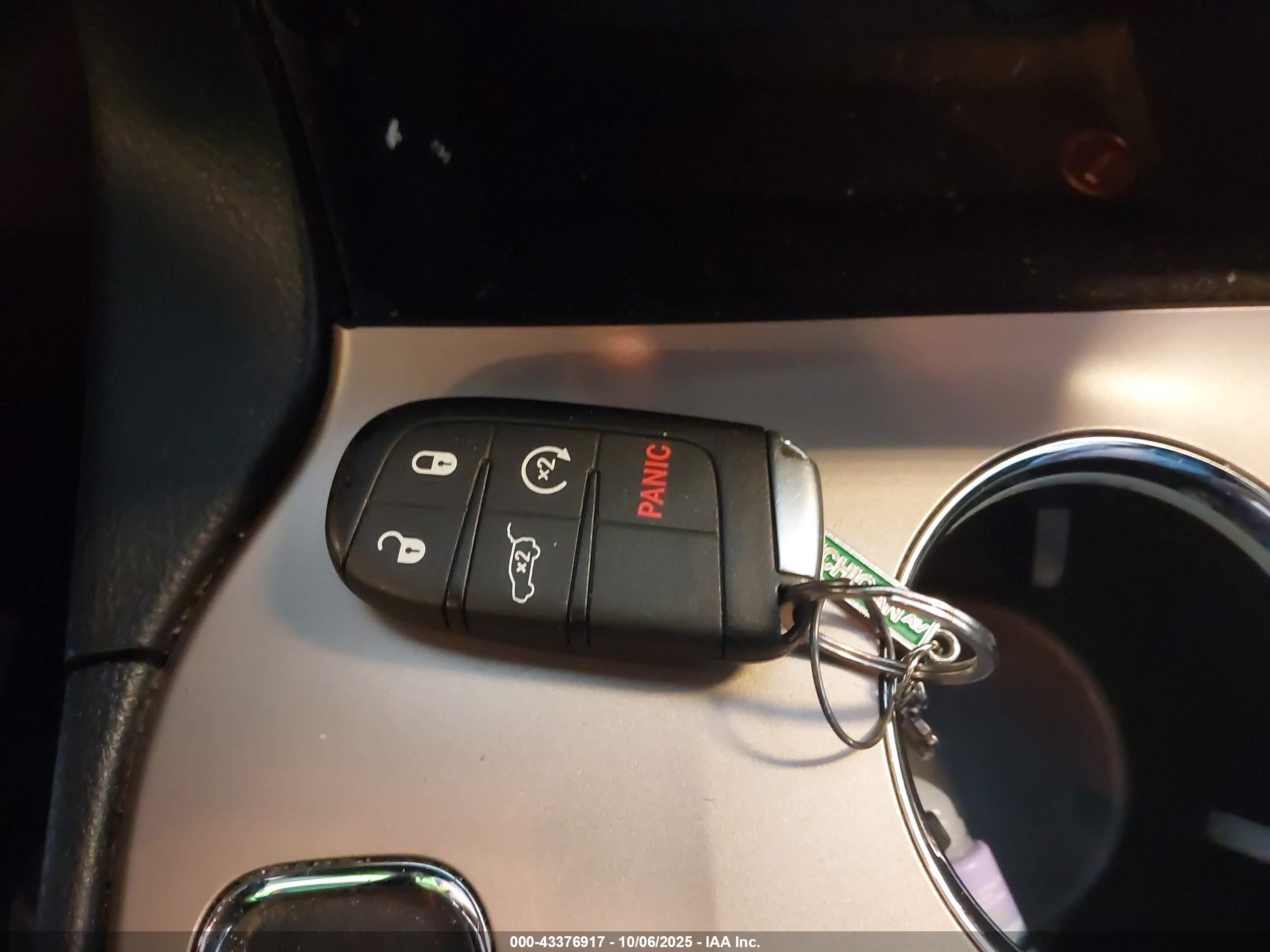 JEEP GRAND image 11