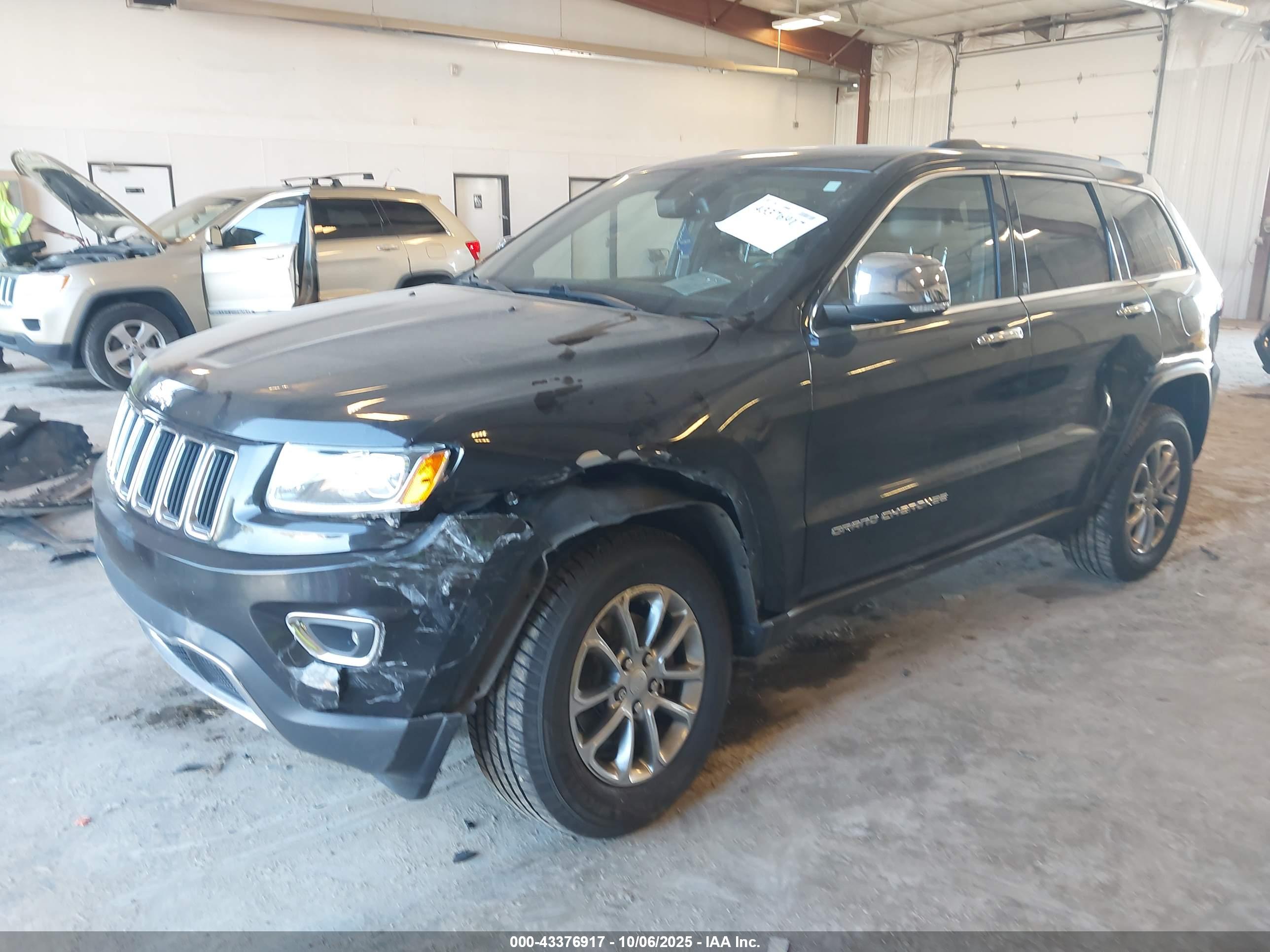 JEEP GRAND image 2