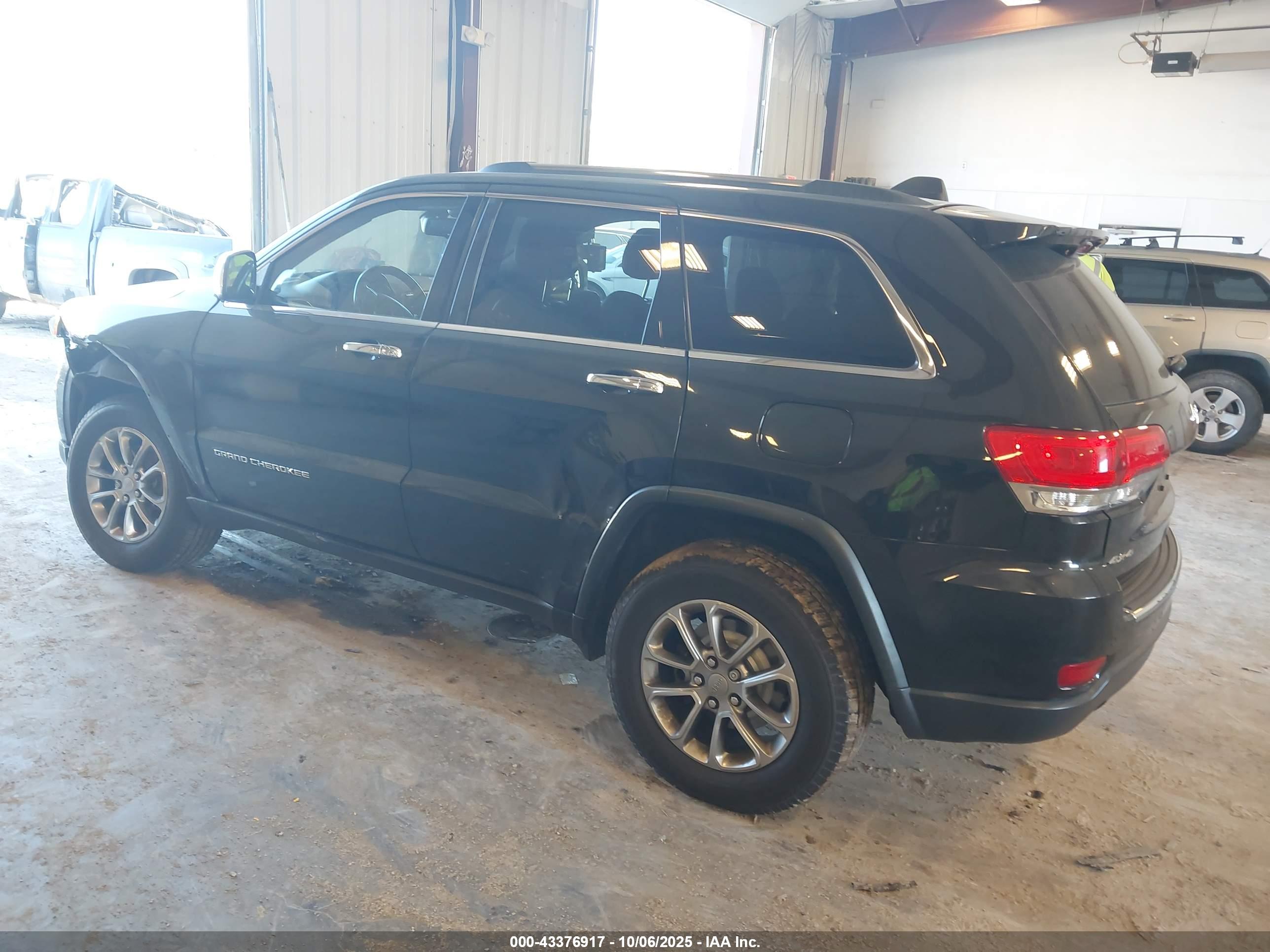 JEEP GRAND image 3