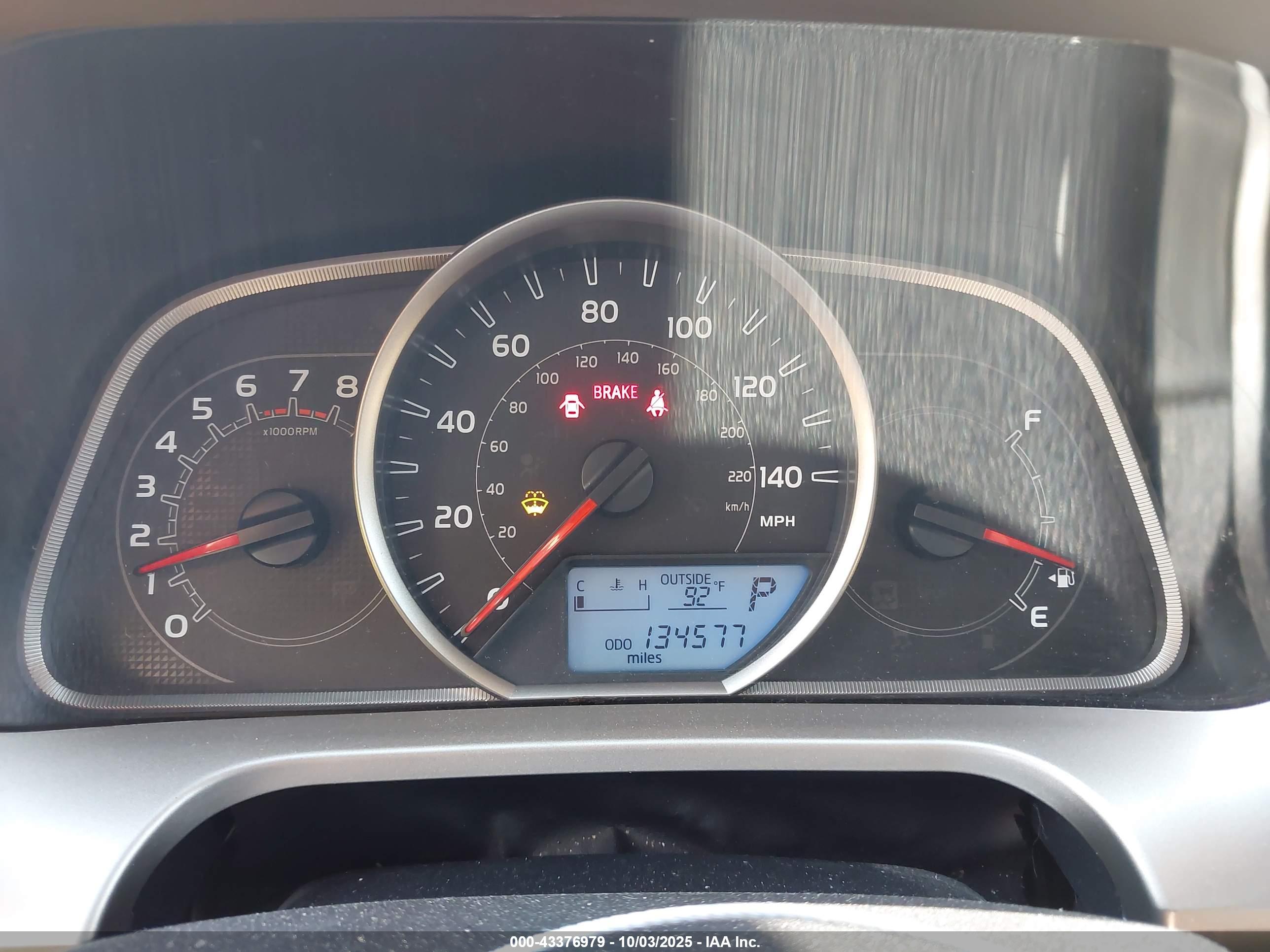 TOYOTA RAV4 image 7