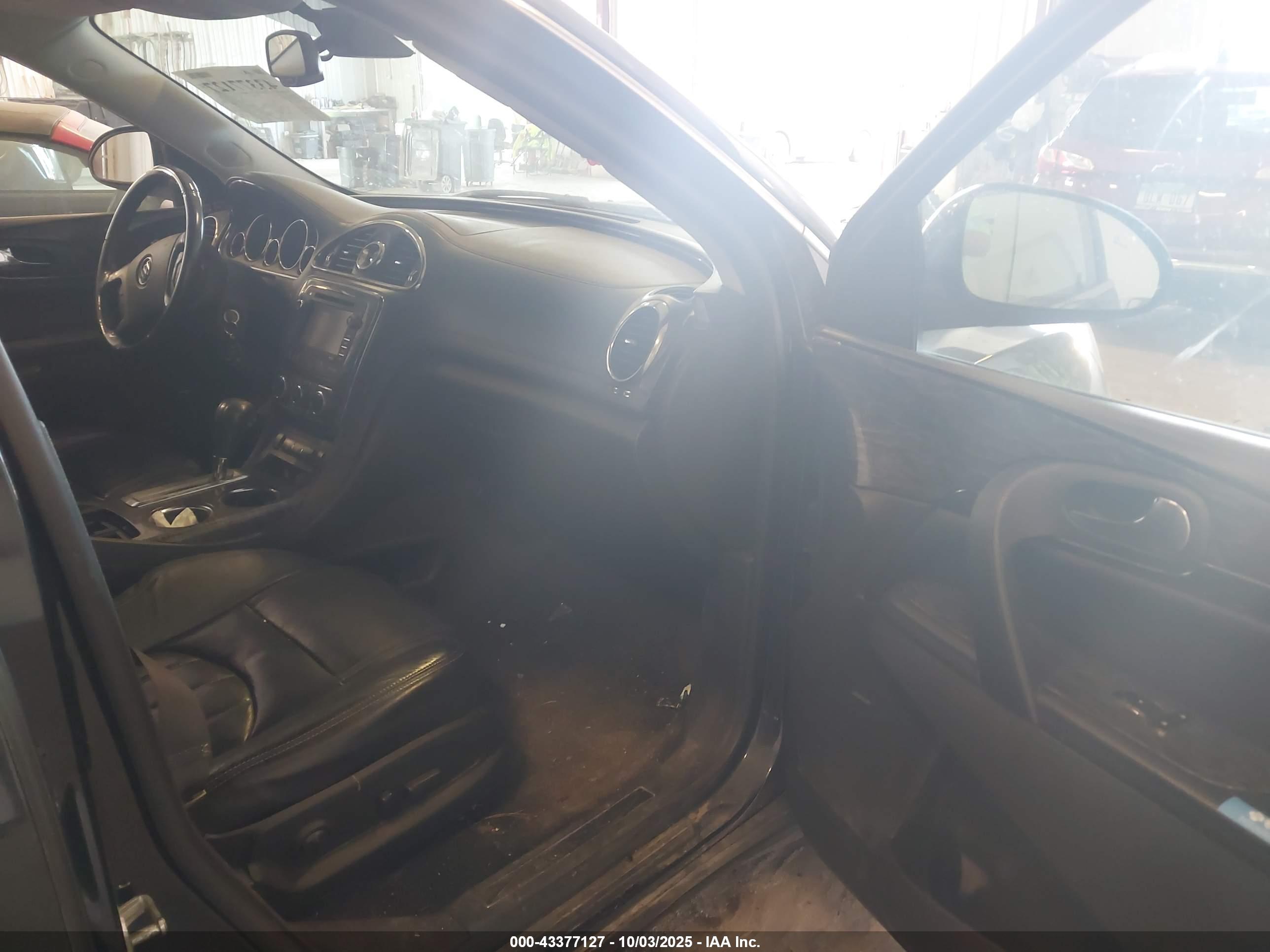 BUICK ENCLAVE image 5