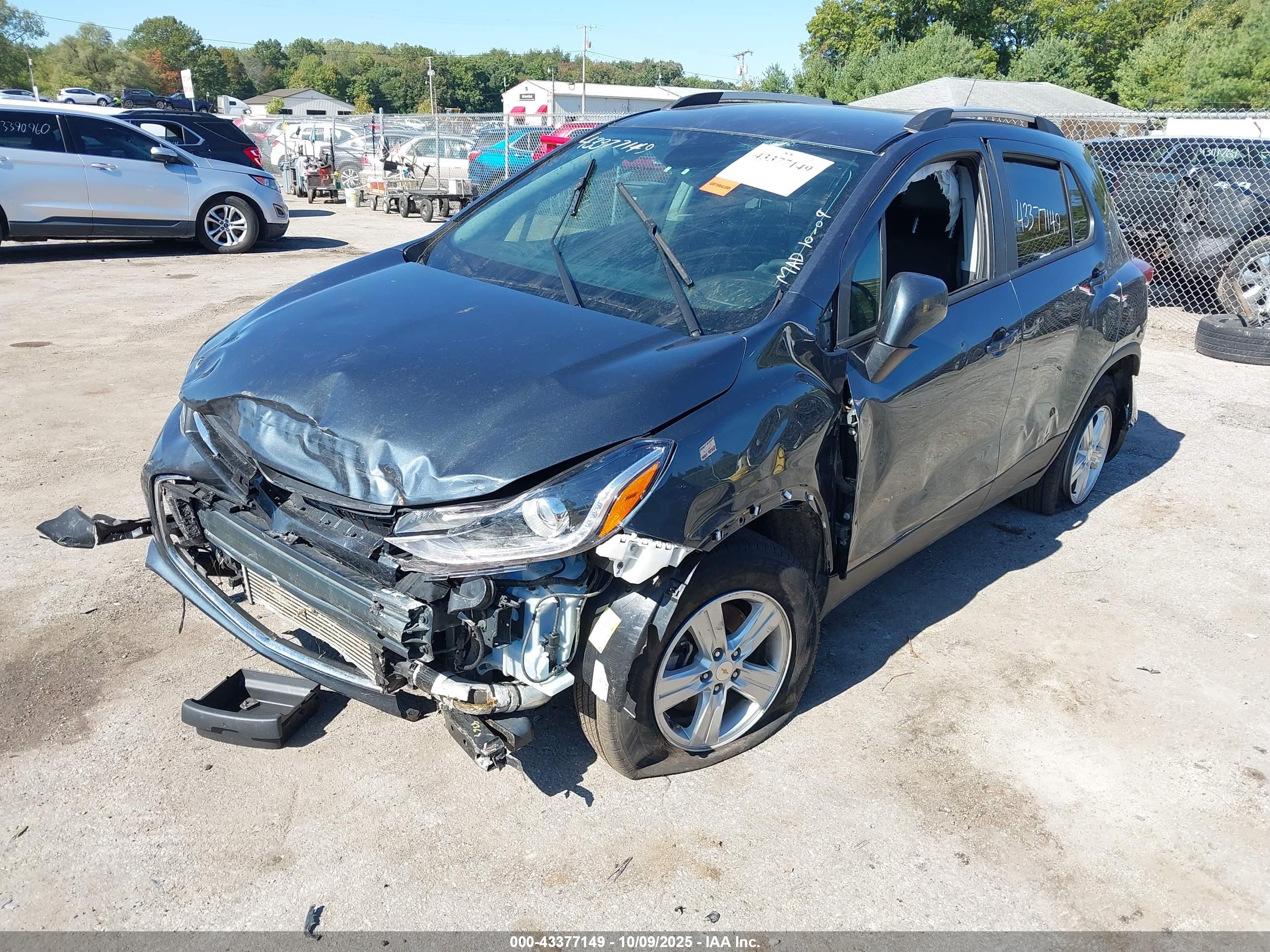 CHEVROLET TRAX image 6