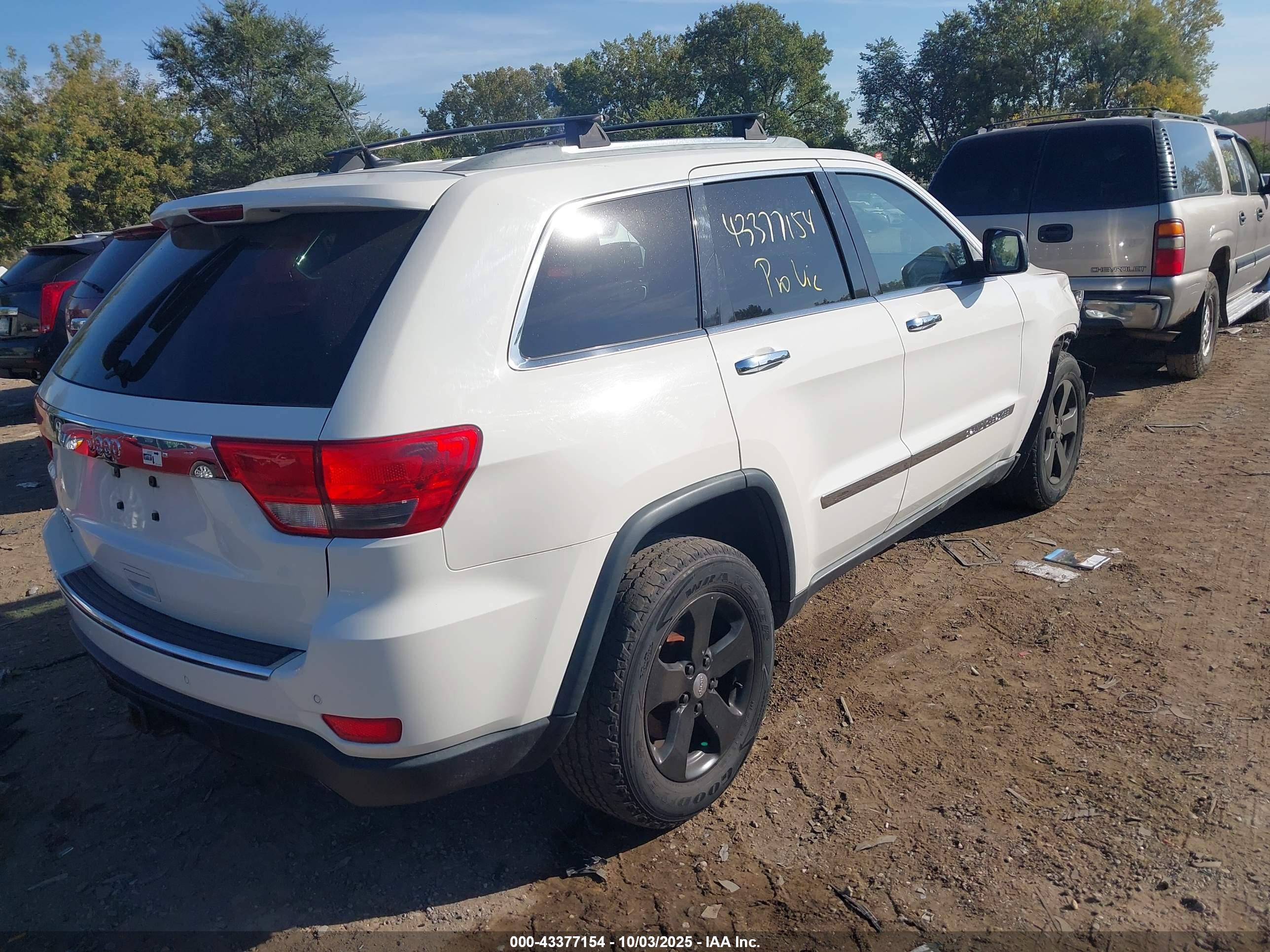 JEEP GRAND image 4