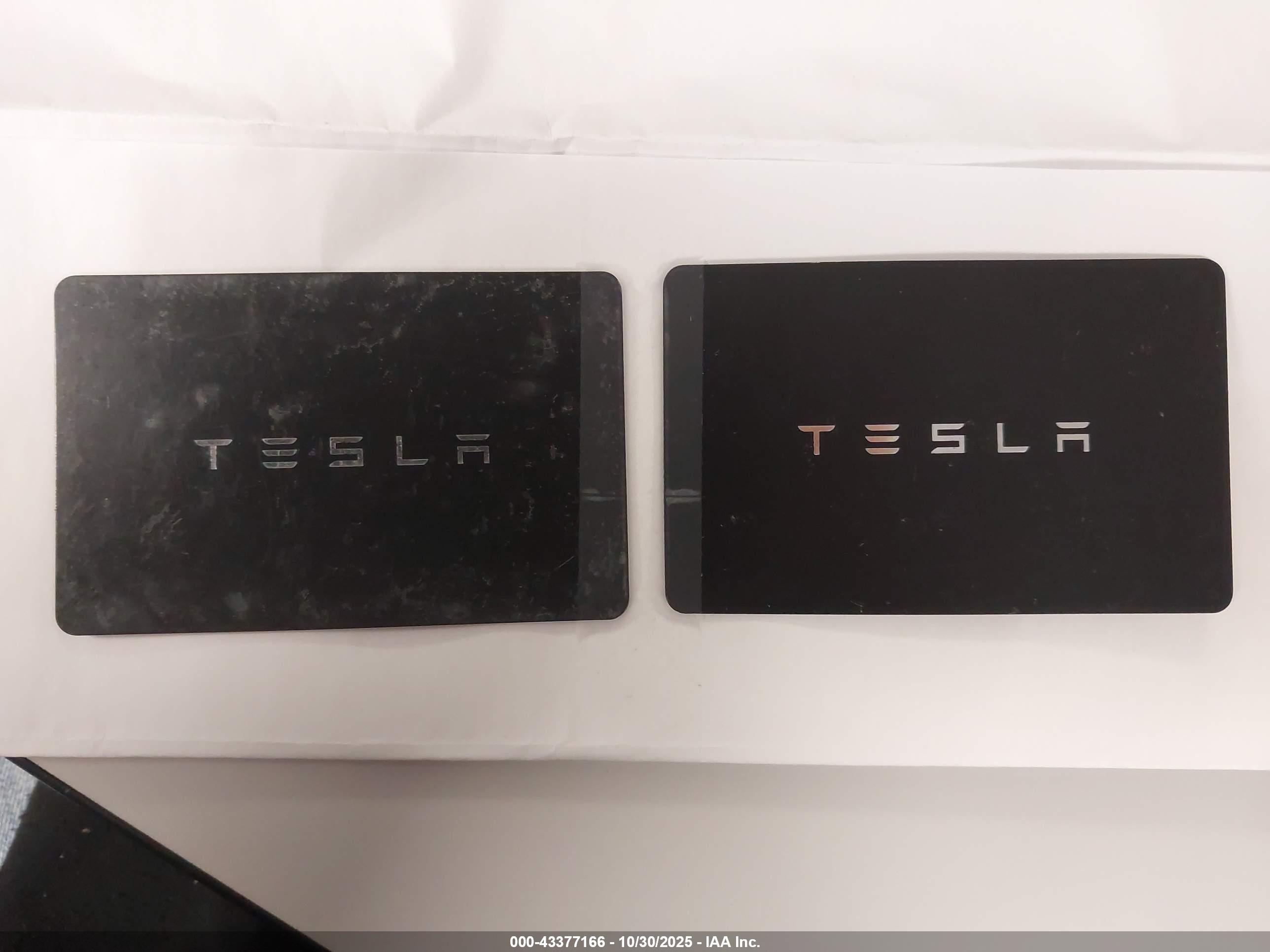 TESLA MODEL image 11