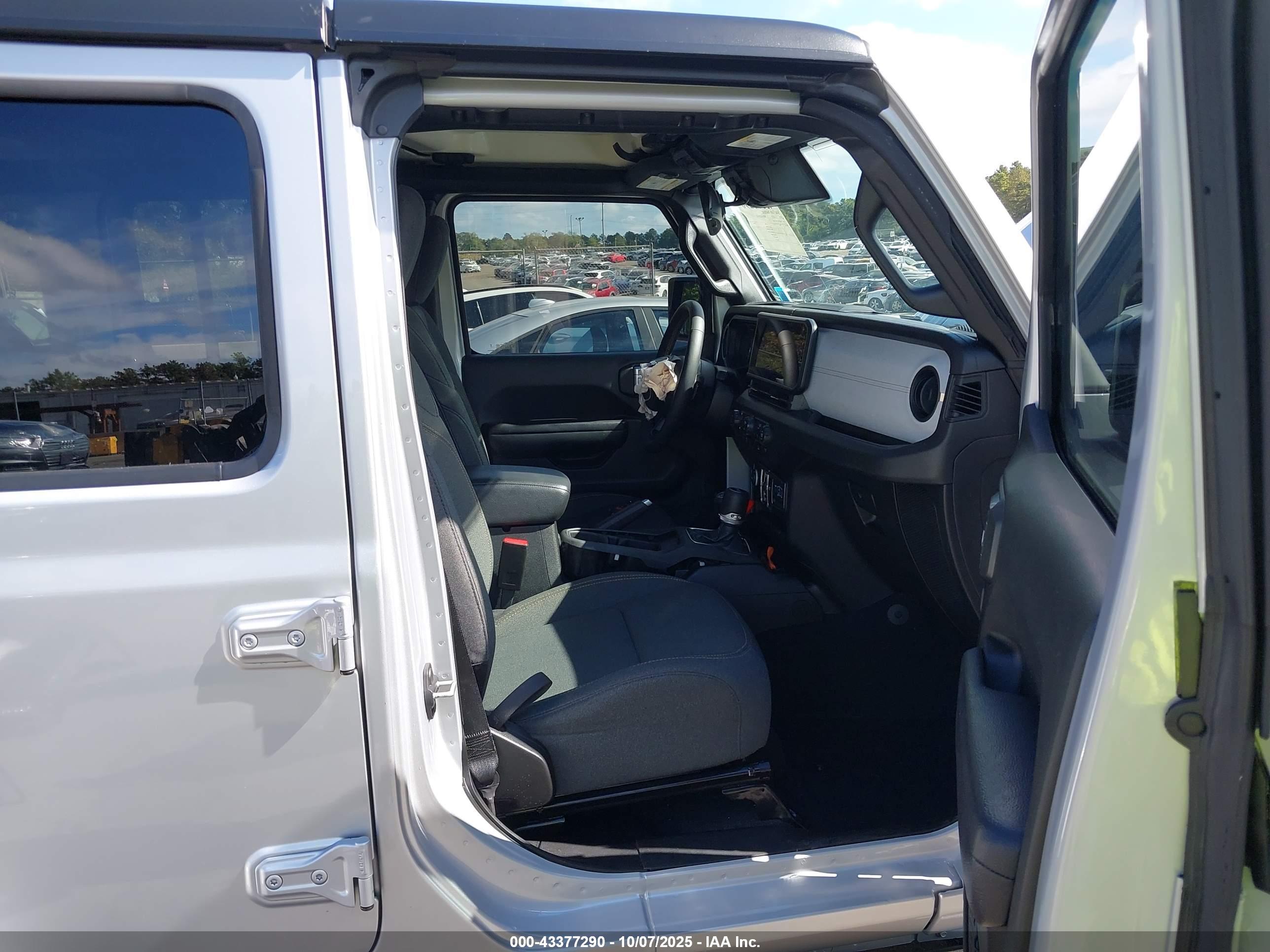 JEEP WRANGLER image 5