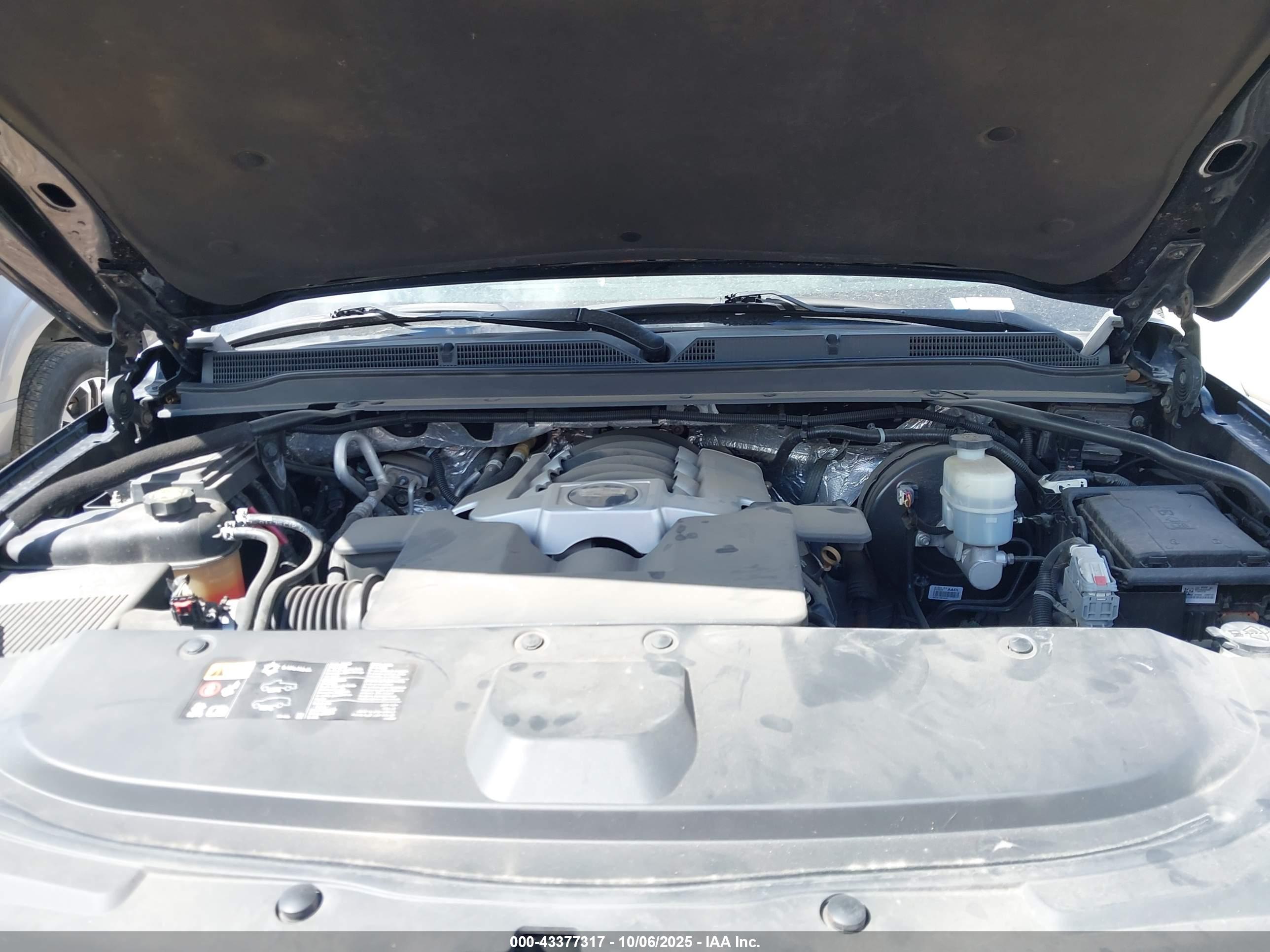 CADILLAC ESCALADE image 10