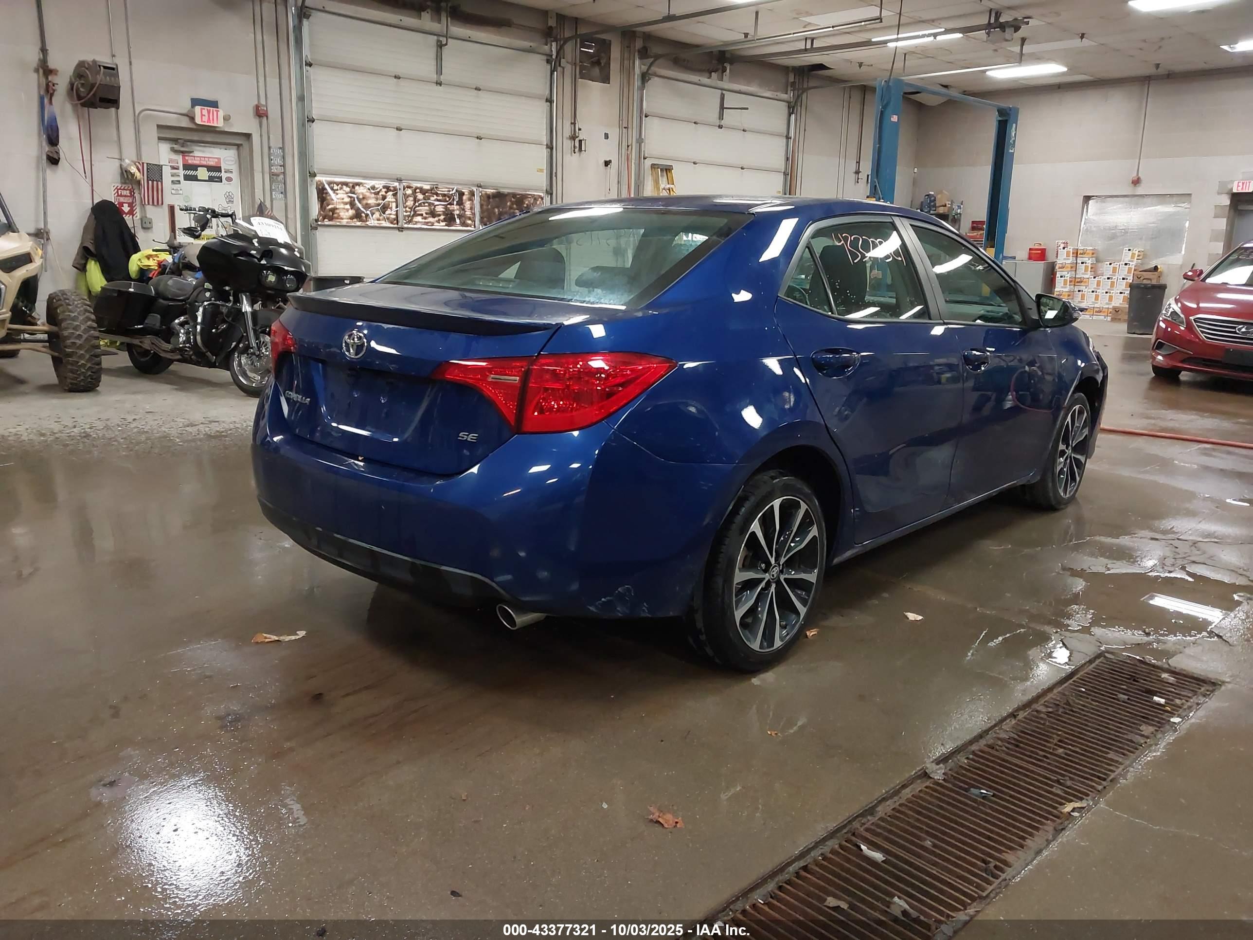 TOYOTA COROLLA image 4