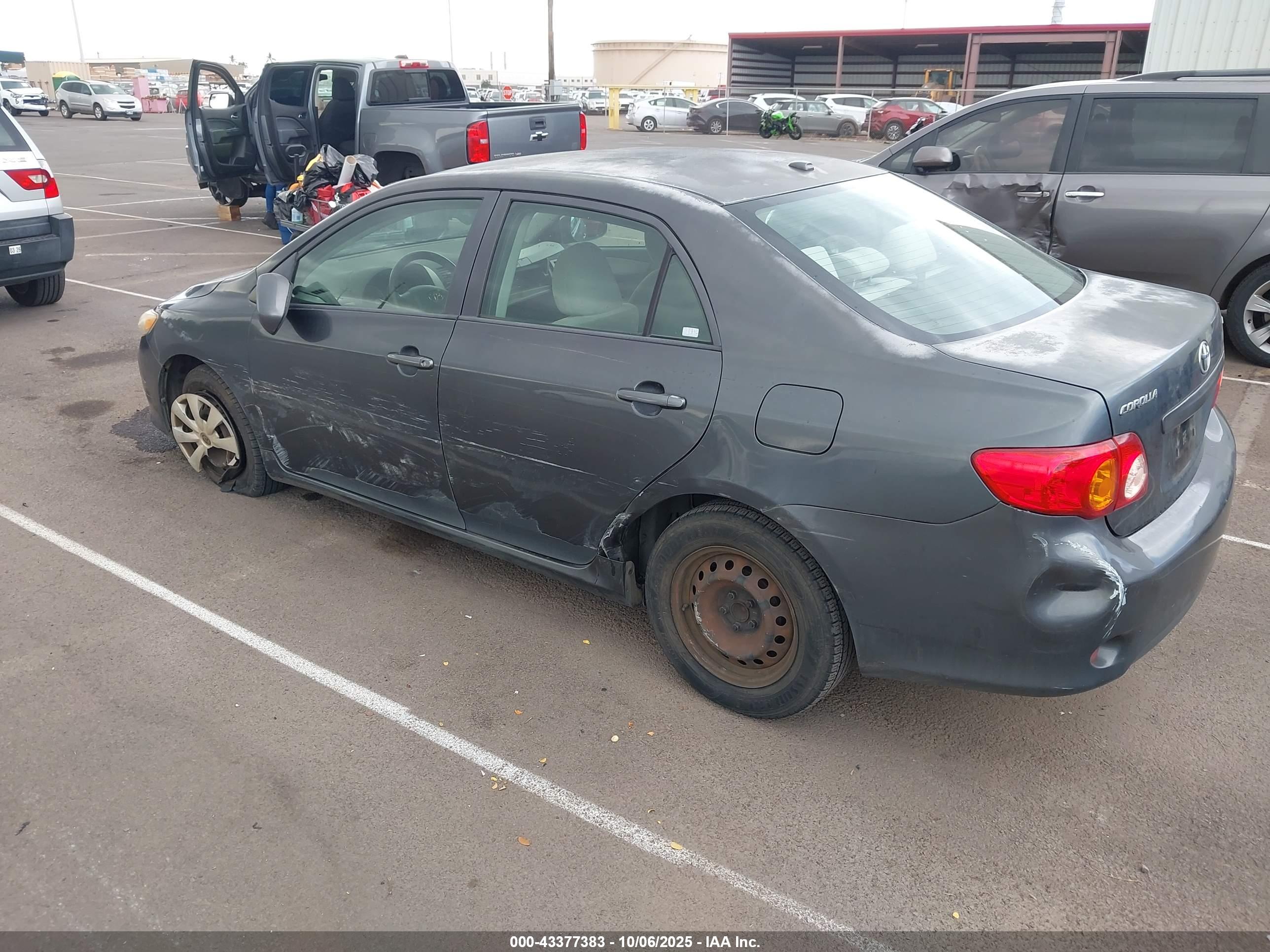 TOYOTA COROLLA image 3
