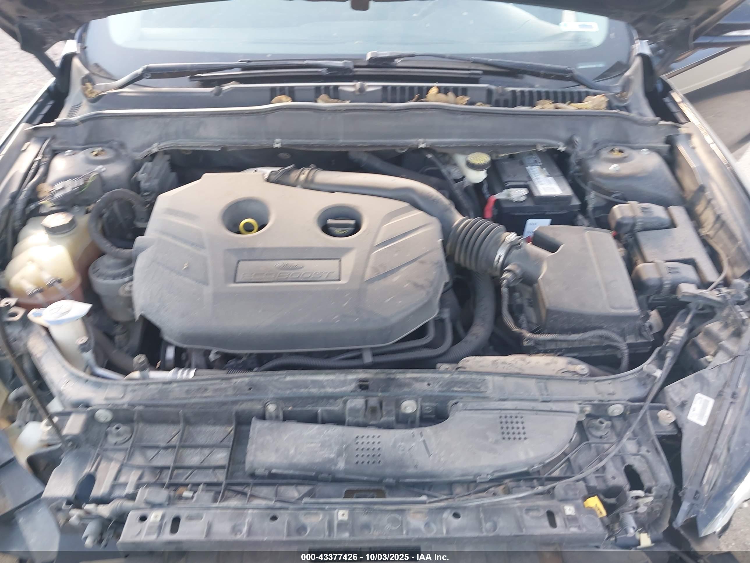 FORD FUSION image 10