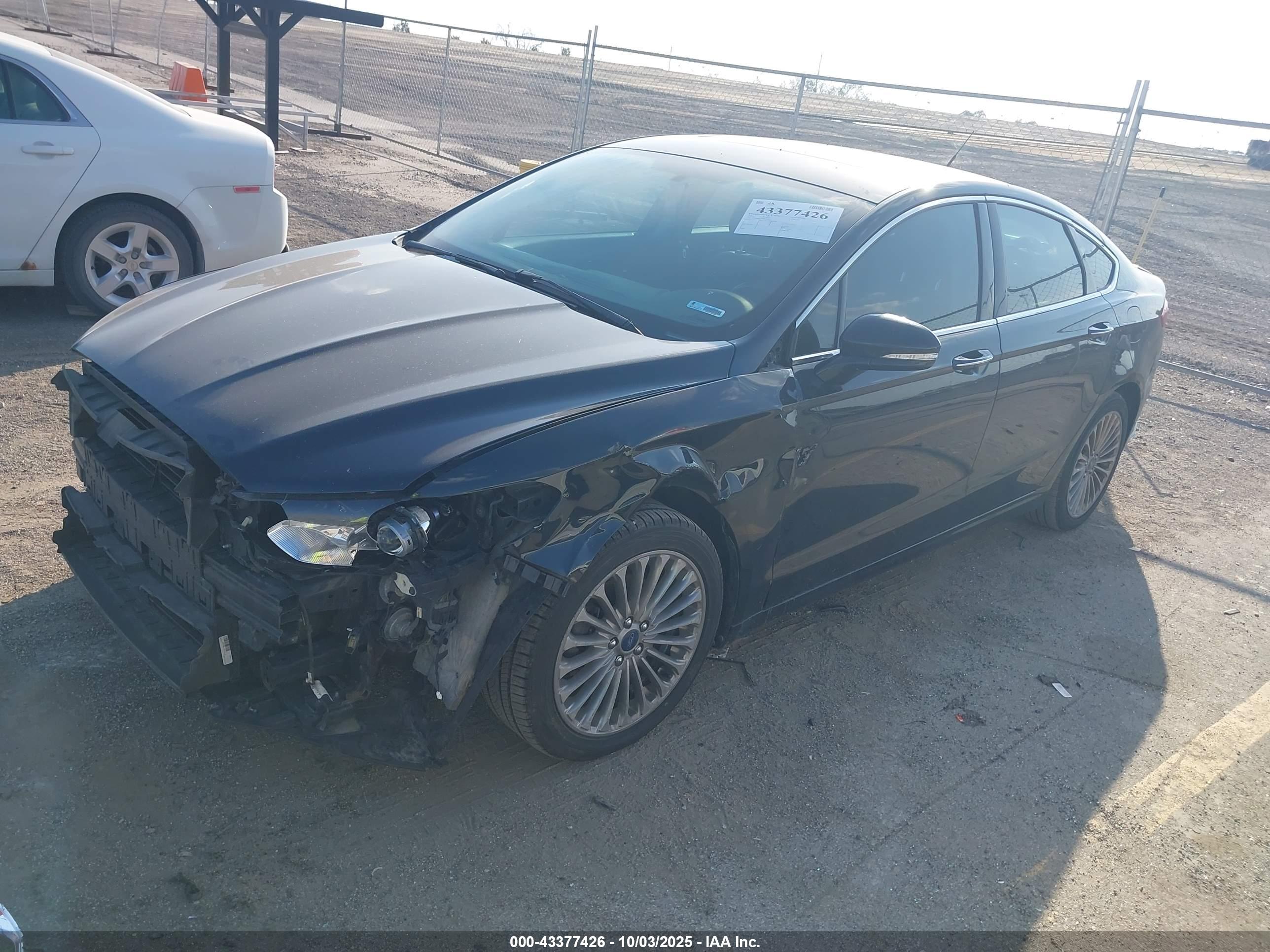FORD FUSION image 2