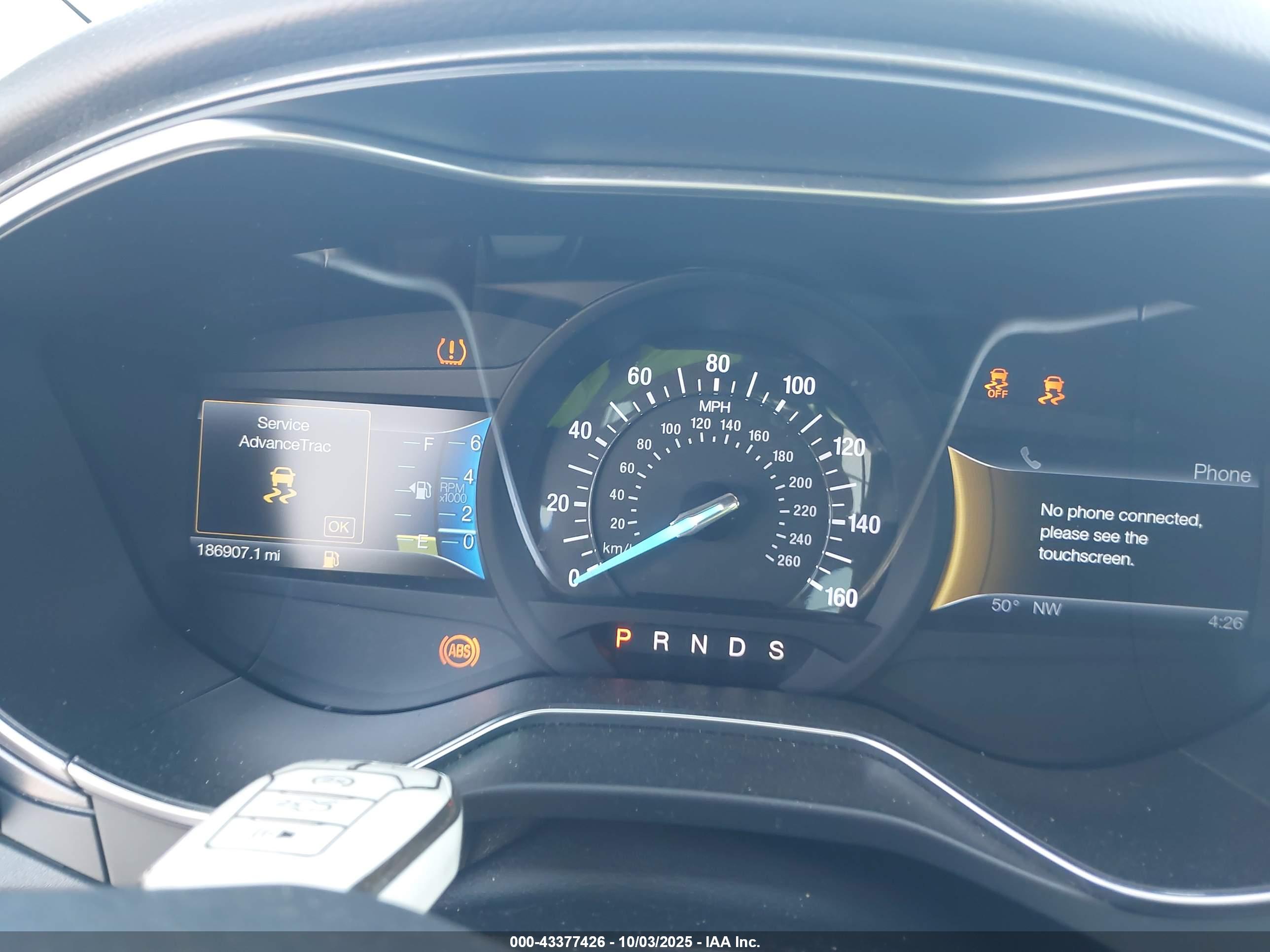FORD FUSION image 7
