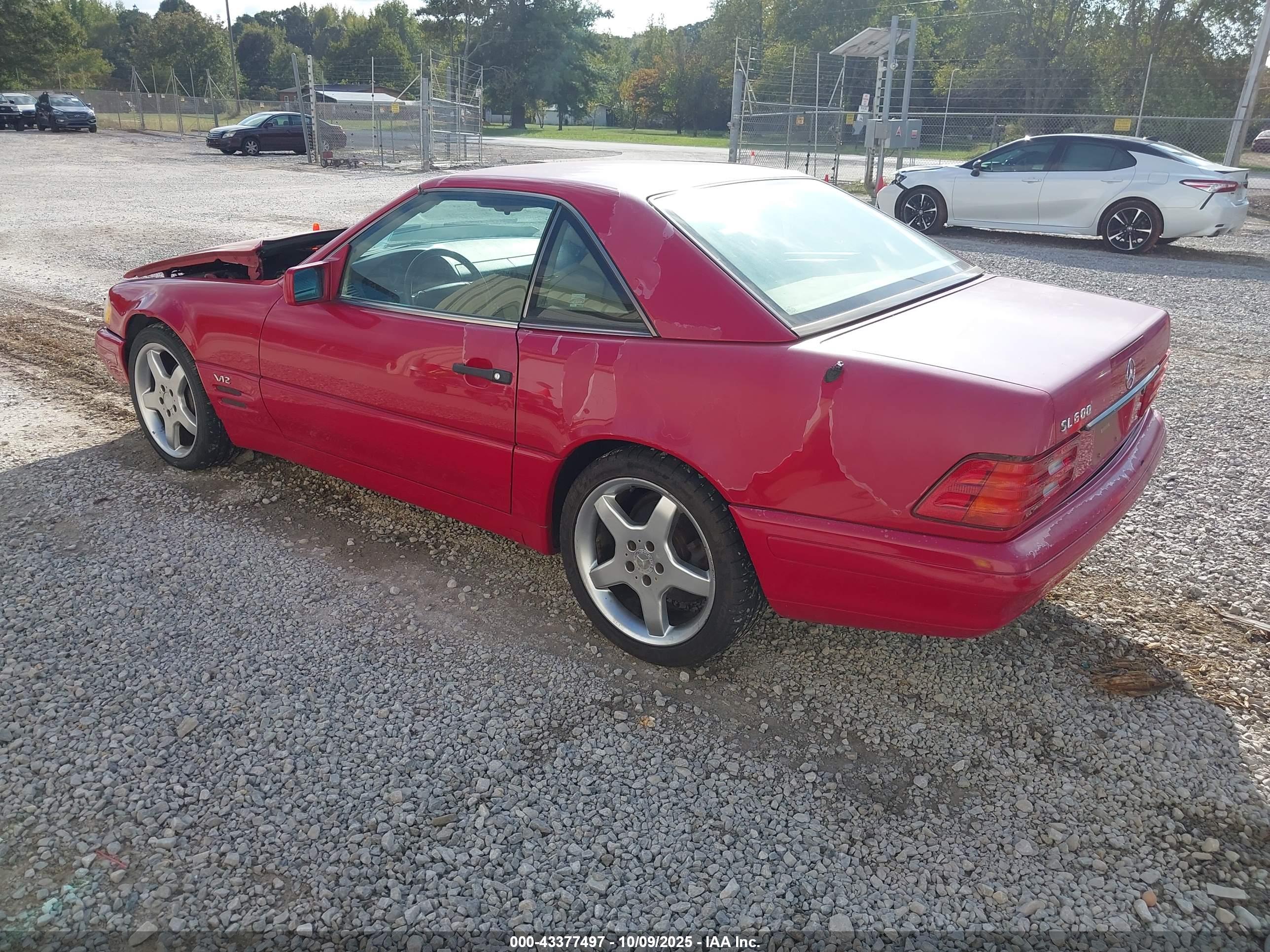 MERCEDES-BENZ SL image 3