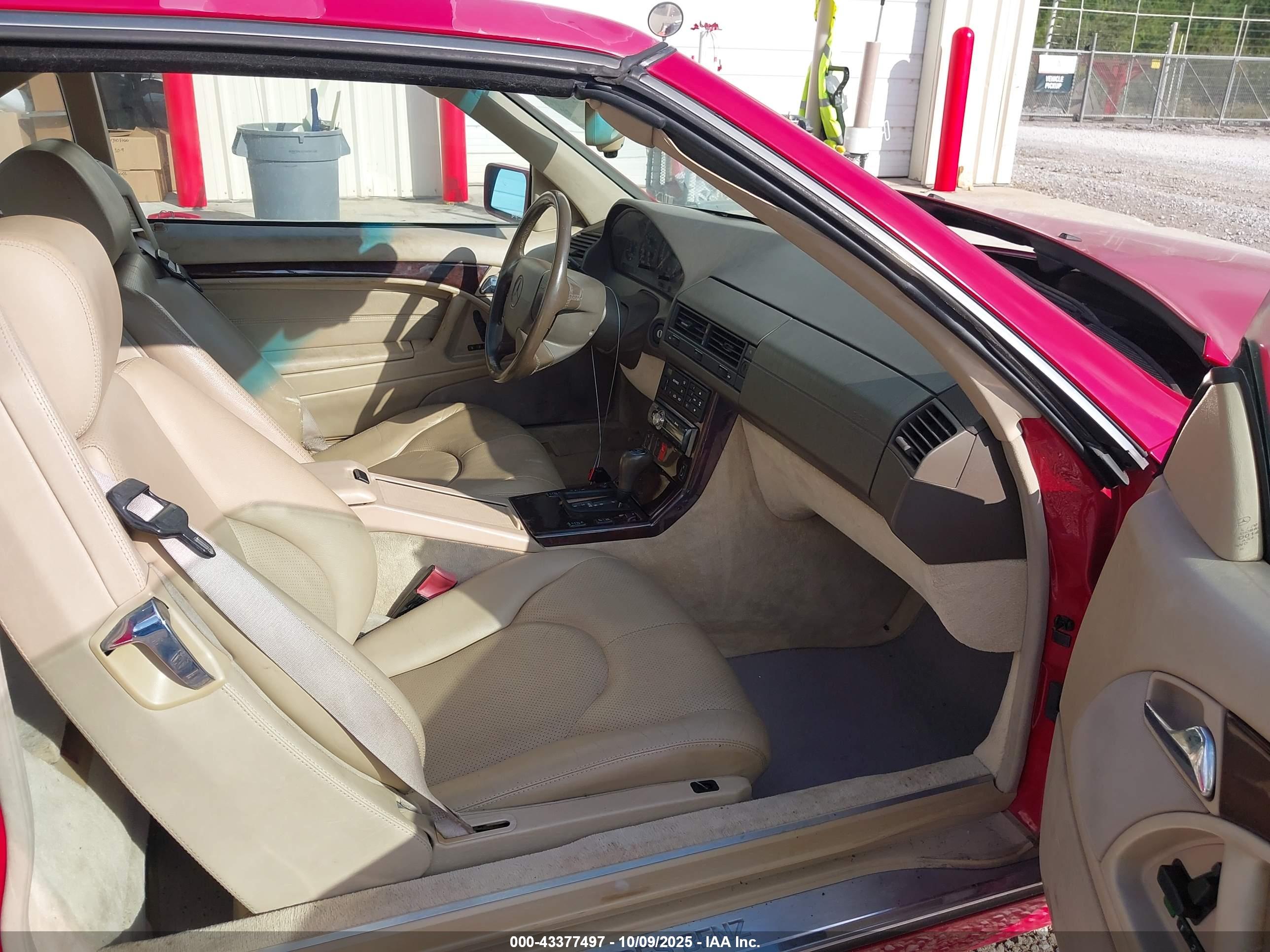 MERCEDES-BENZ SL image 5