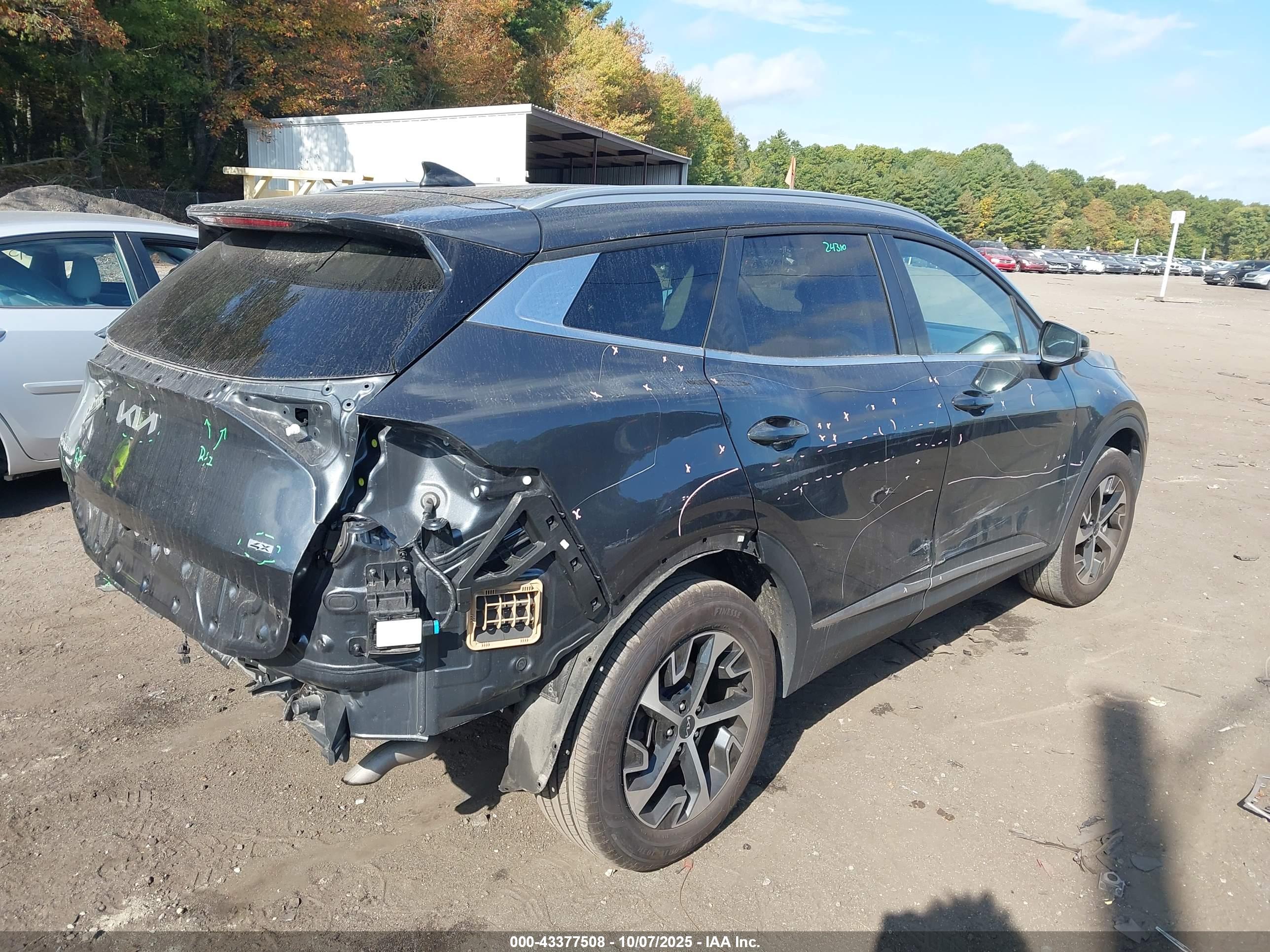 KIA SPORTAGE image 4