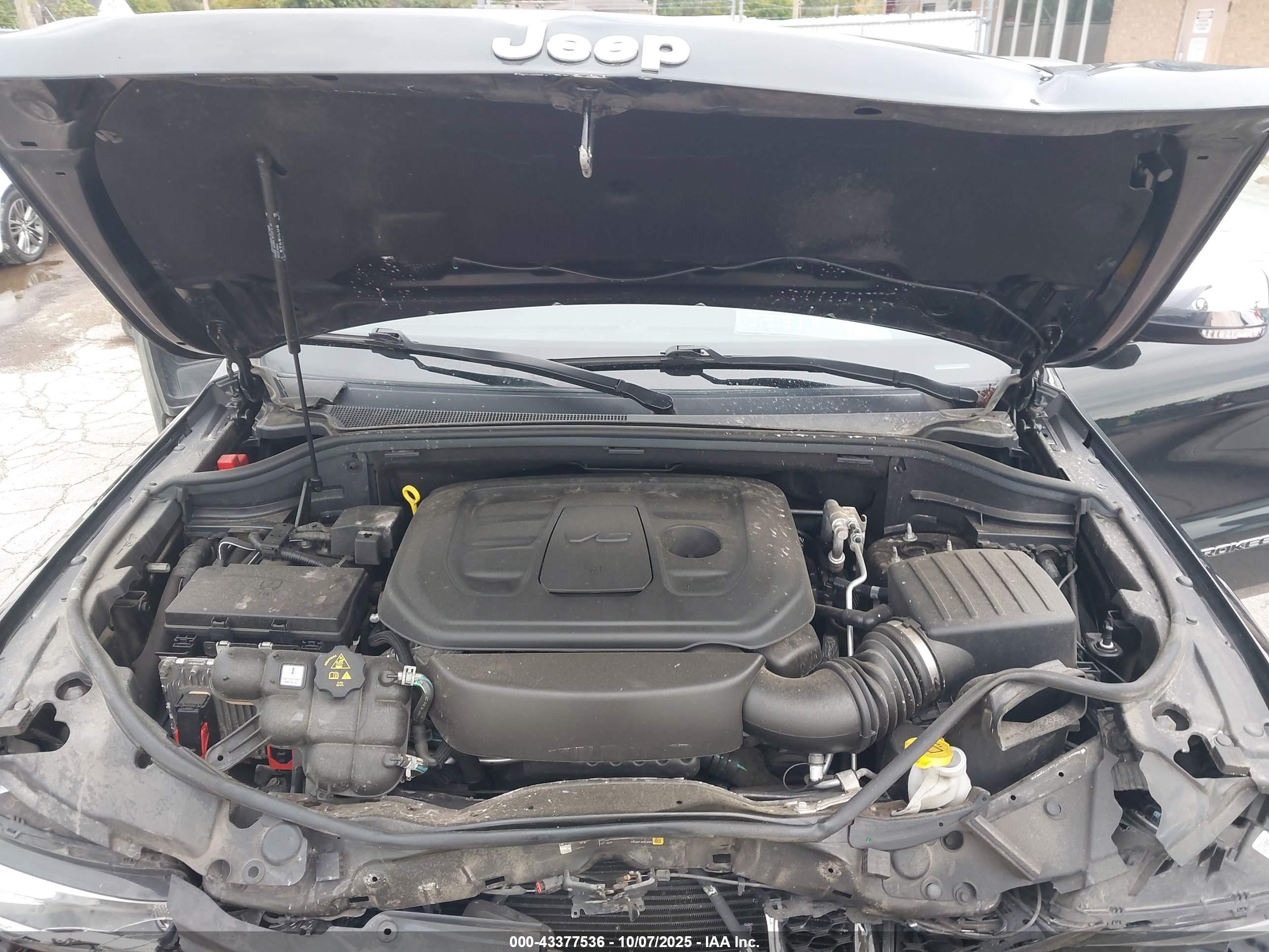 JEEP GRAND image 10