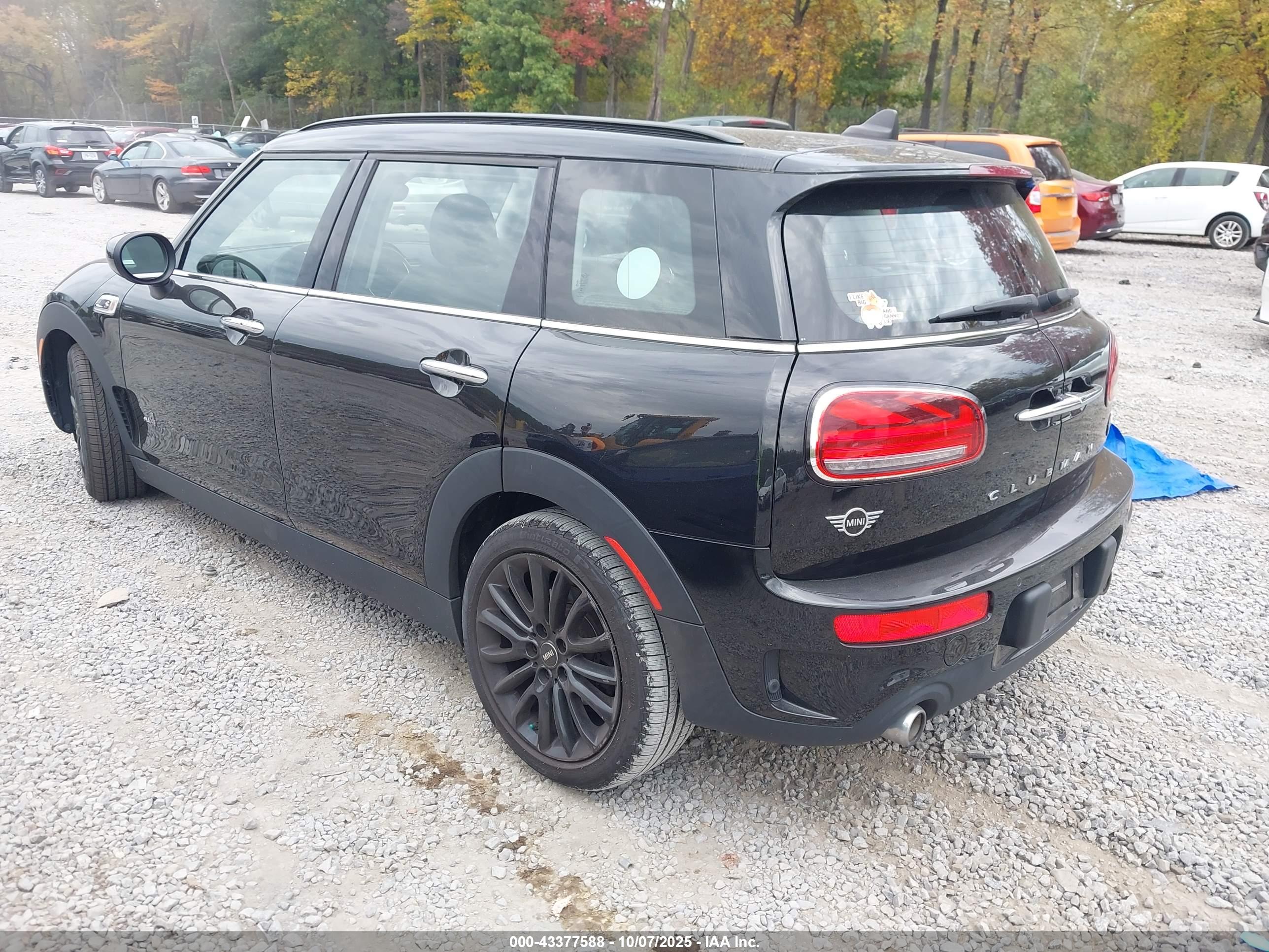MINI CLUBMAN image 3