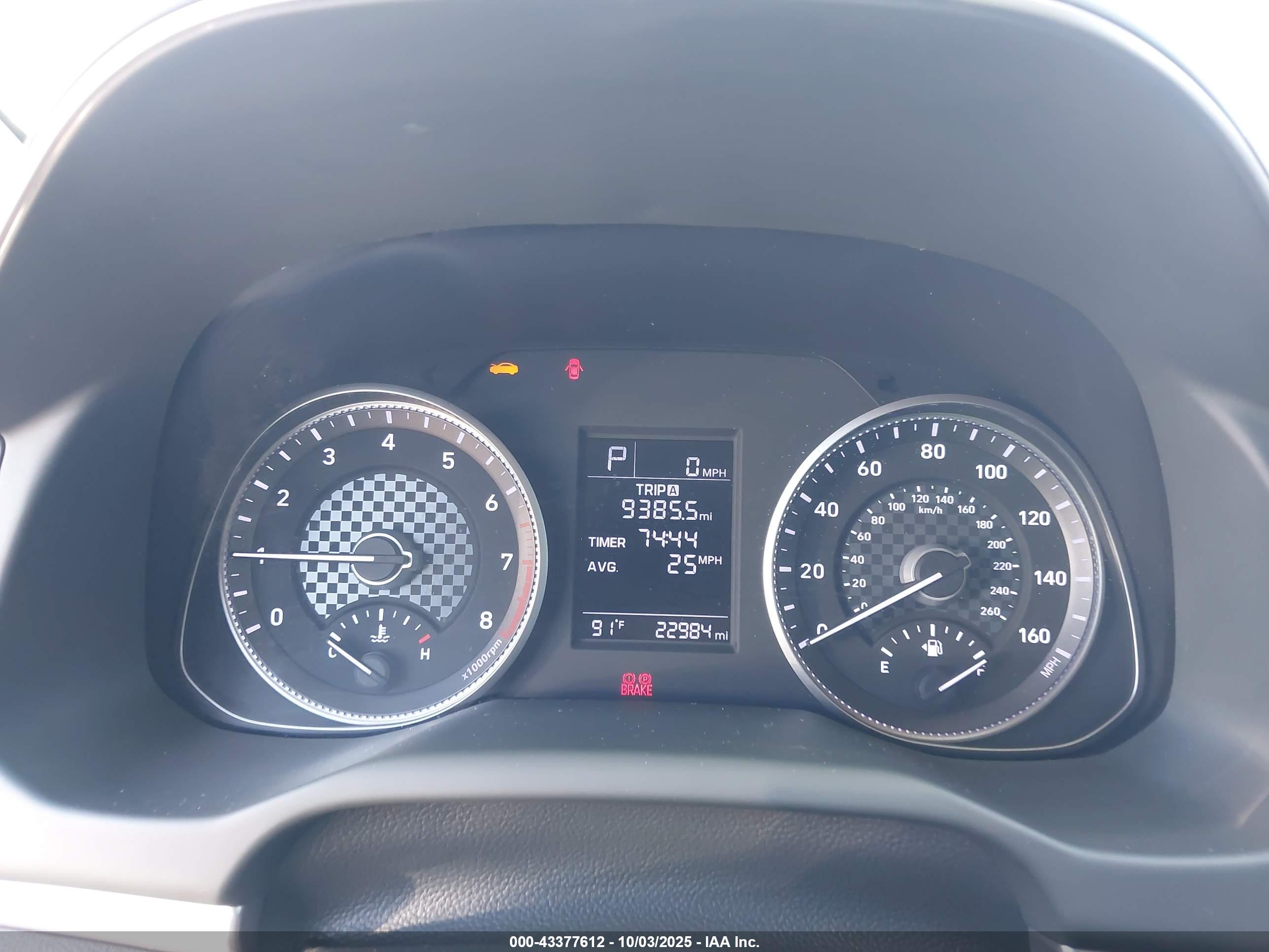 HYUNDAI ELANTRA image 7