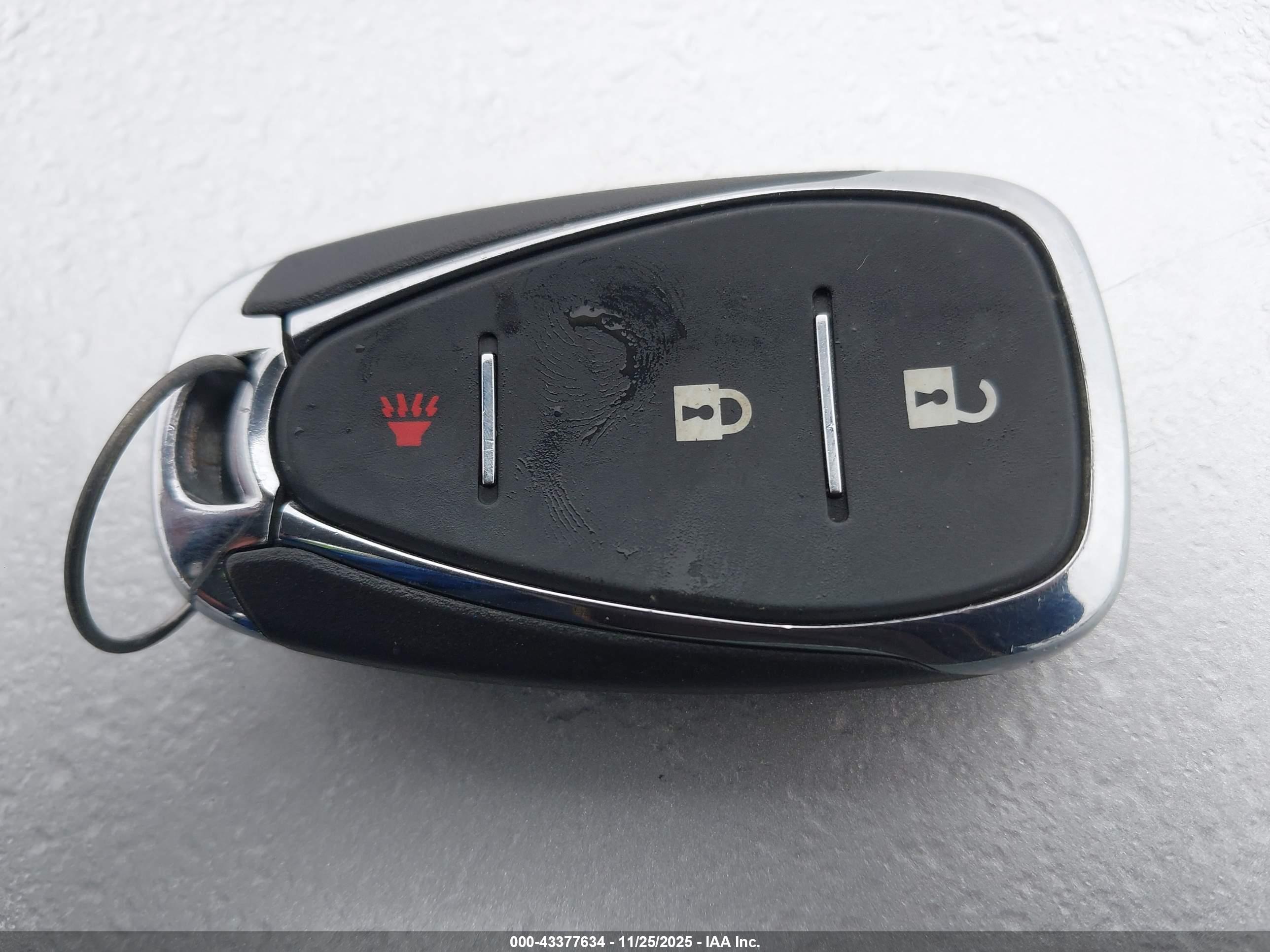 CHEVROLET EQUINOX image 11