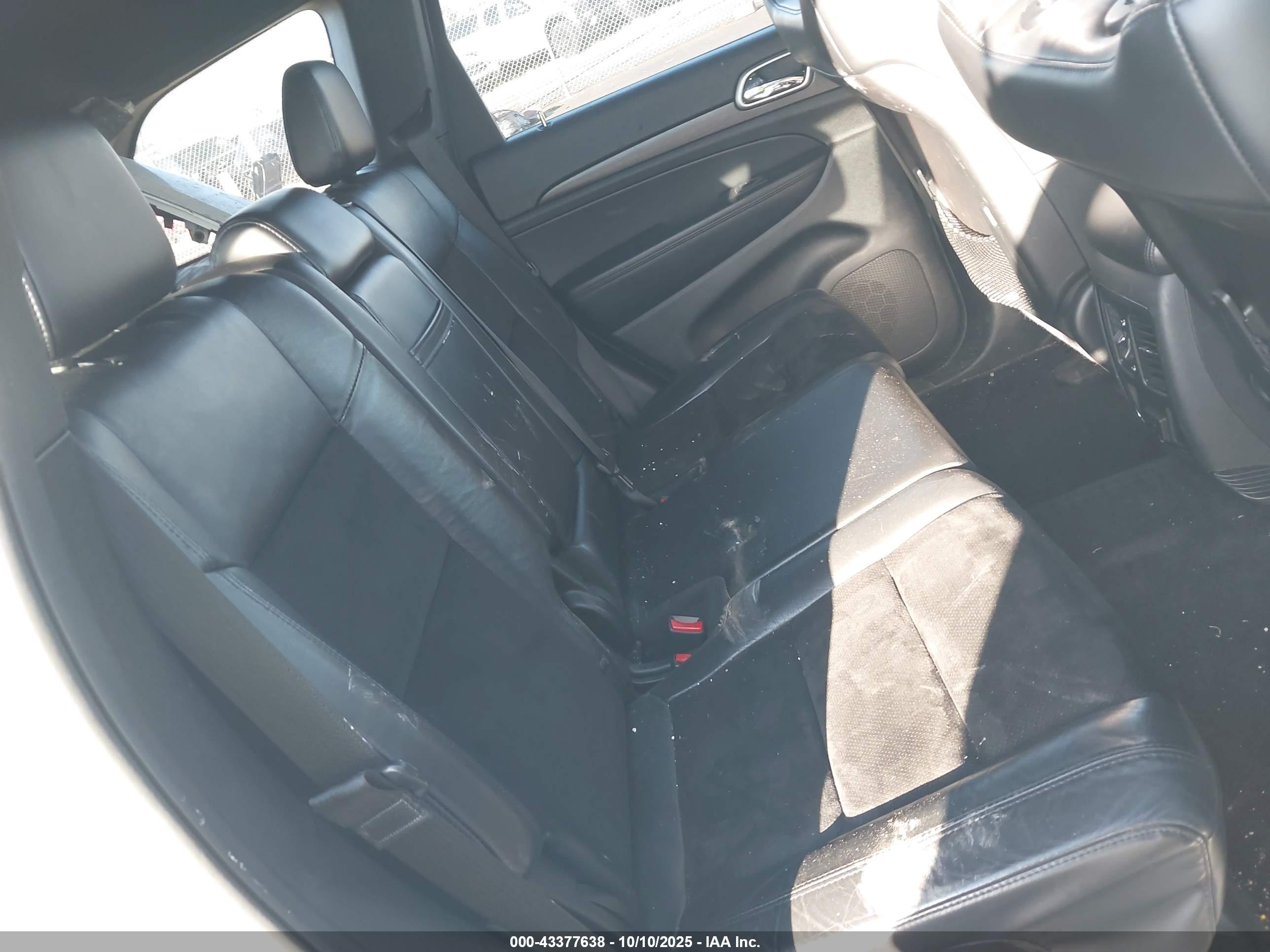 JEEP GRAND image 8