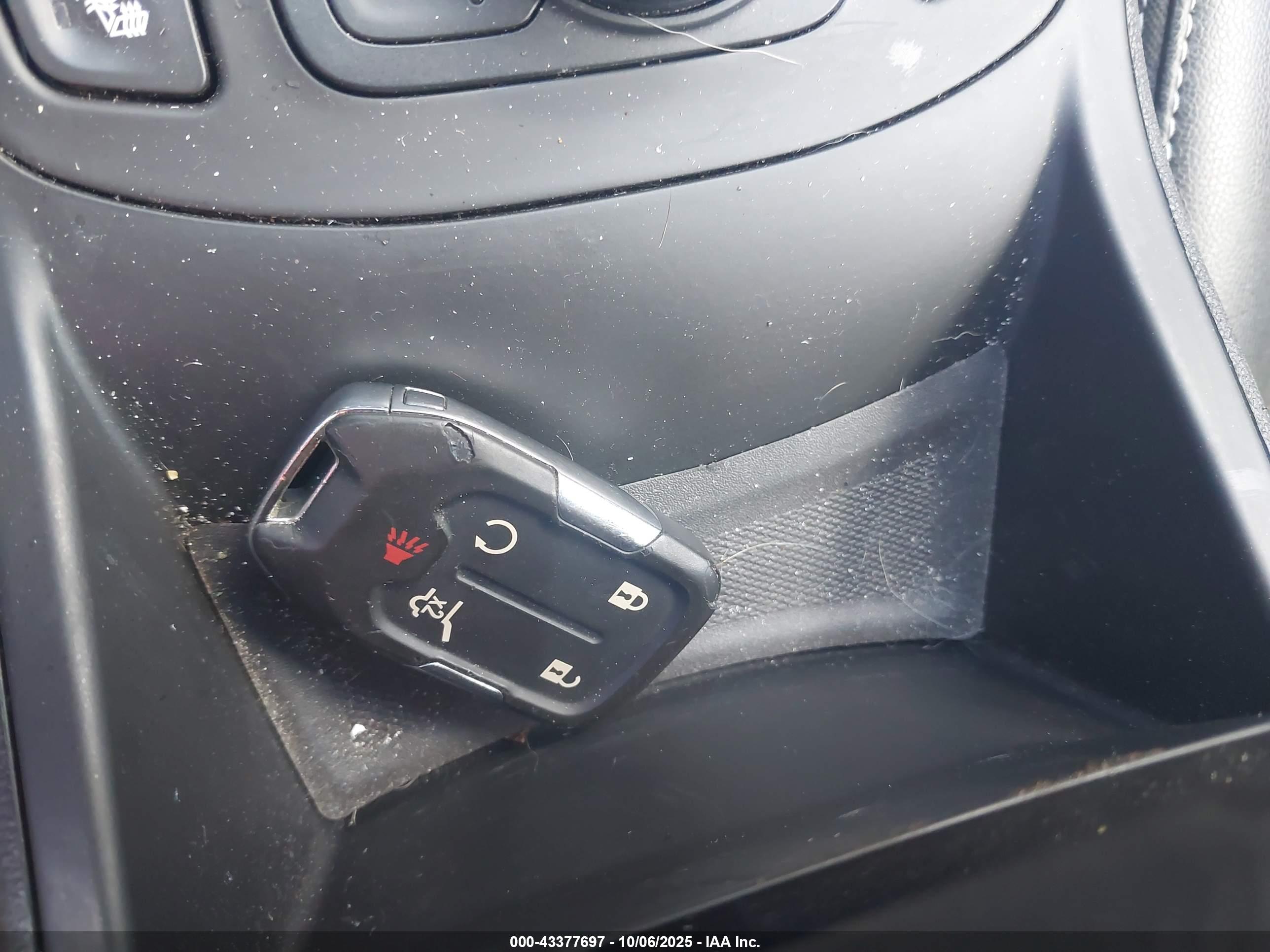 GMC TERRAIN image 11
