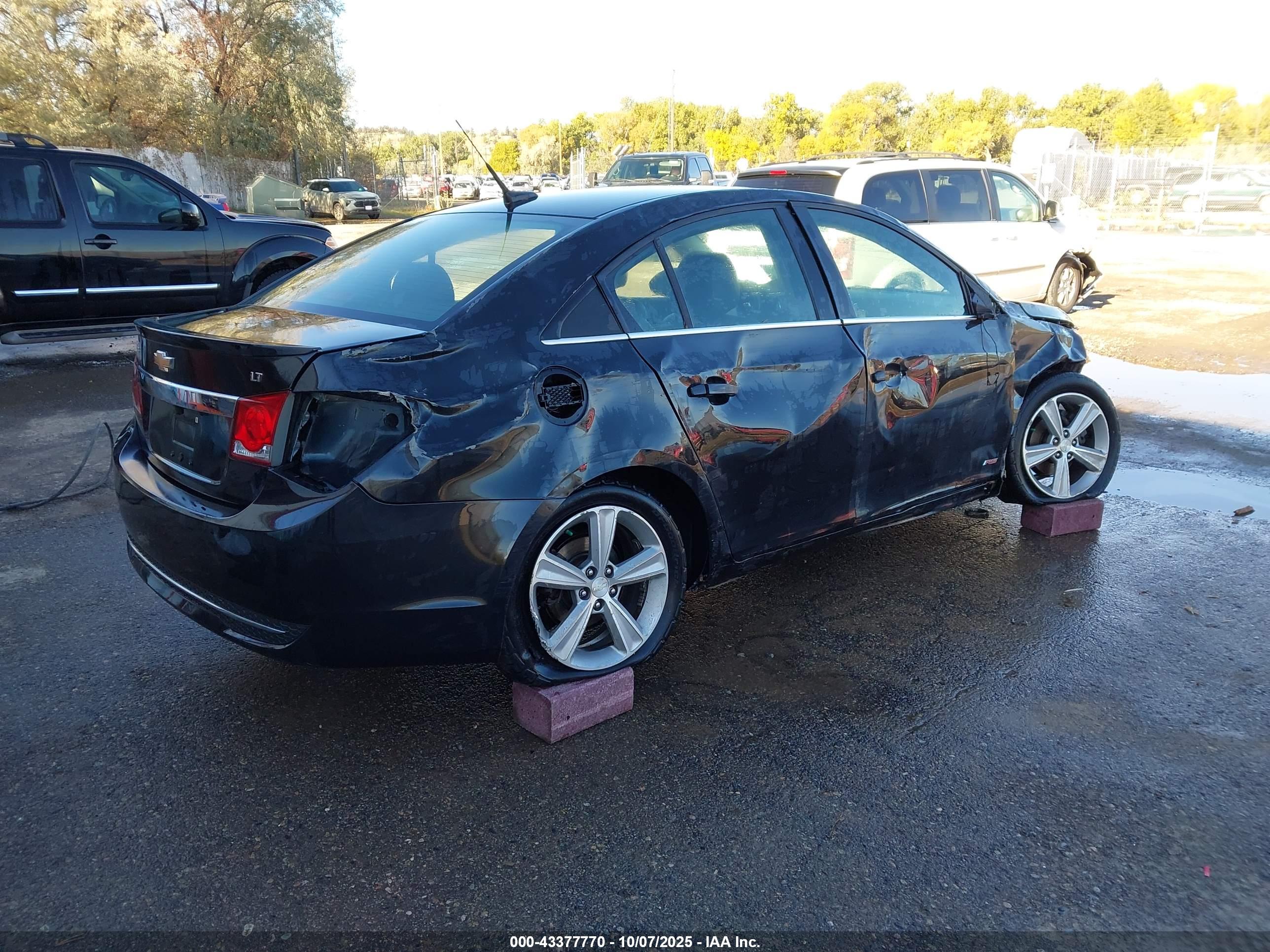 CHEVROLET CRUZE image 4