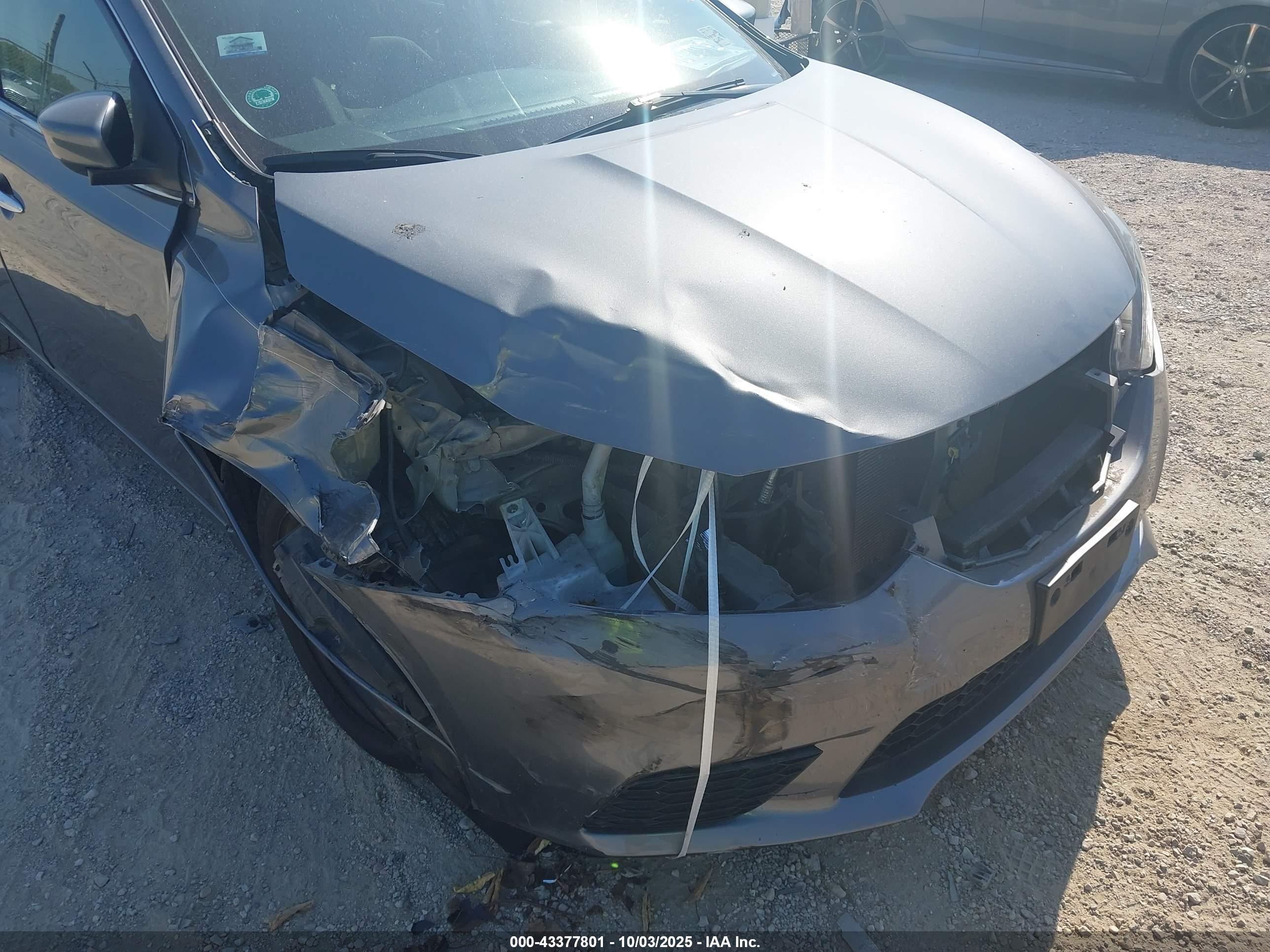 NISSAN SENTRA image 6