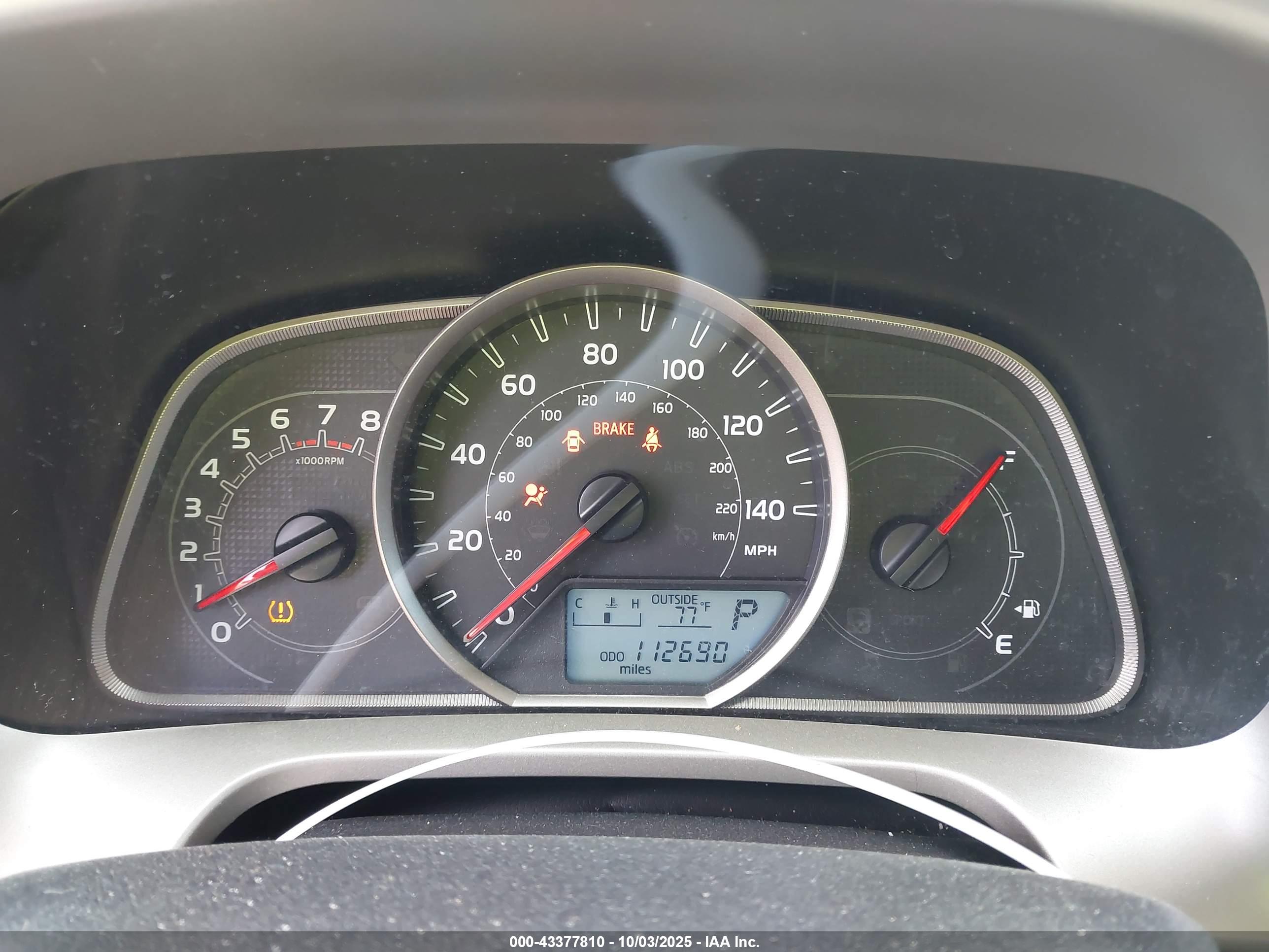 TOYOTA RAV4 image 7