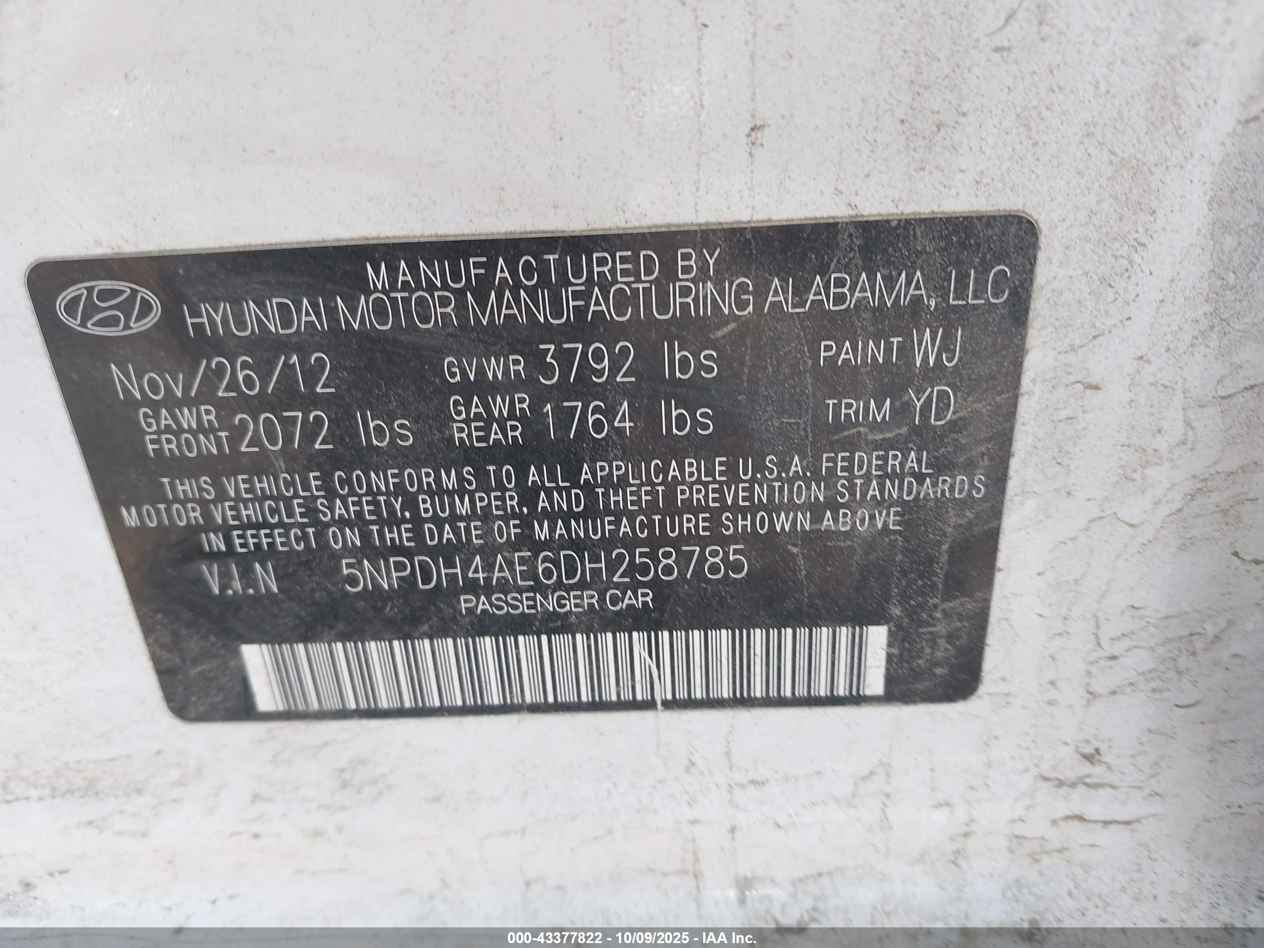 HYUNDAI ELANTRA image 9