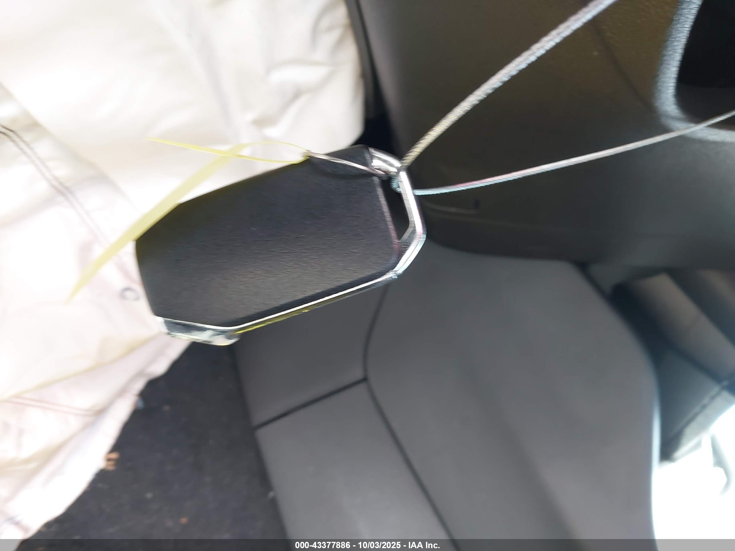 KIA K5 image 11