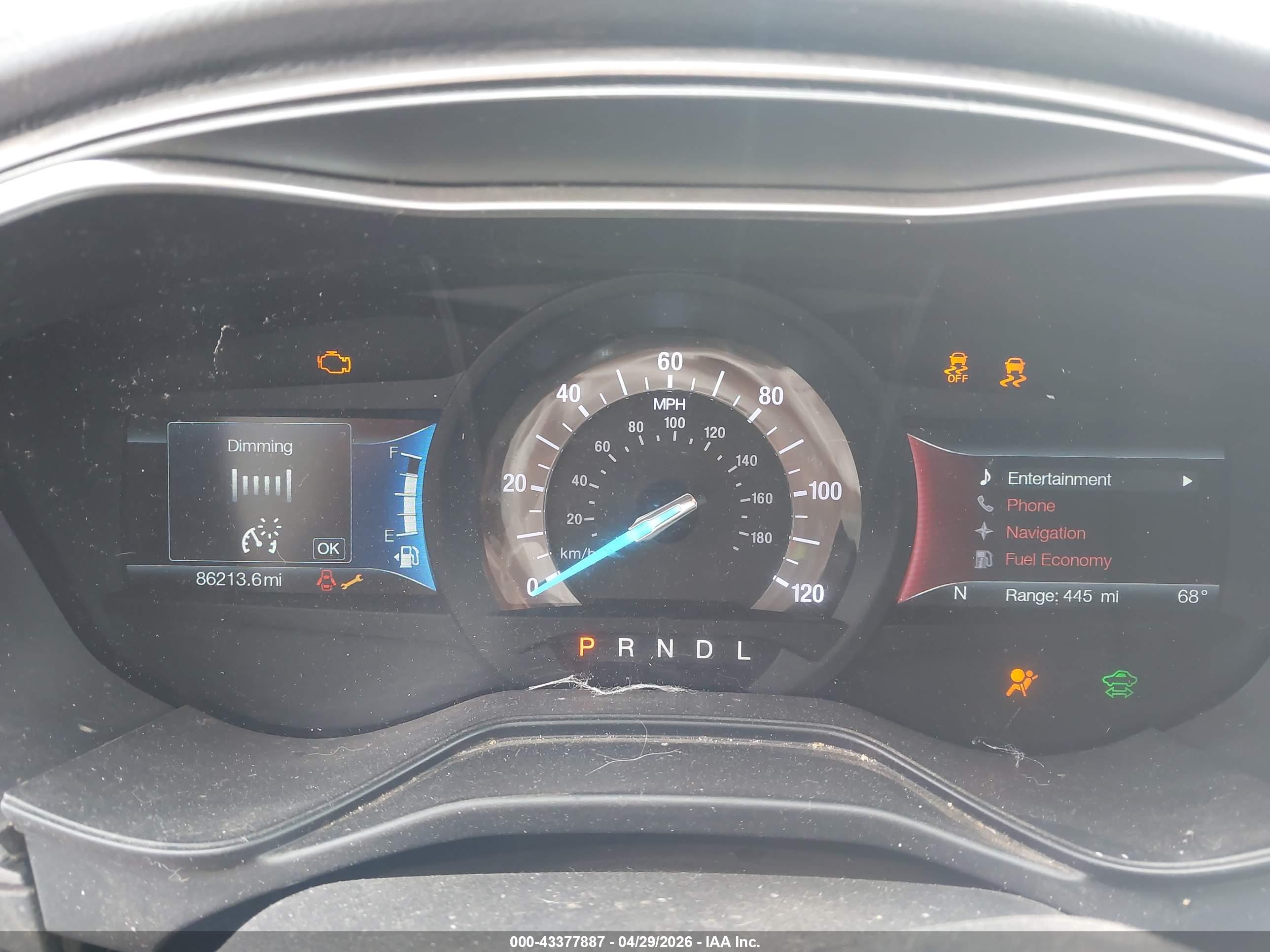 FORD FUSION image 7
