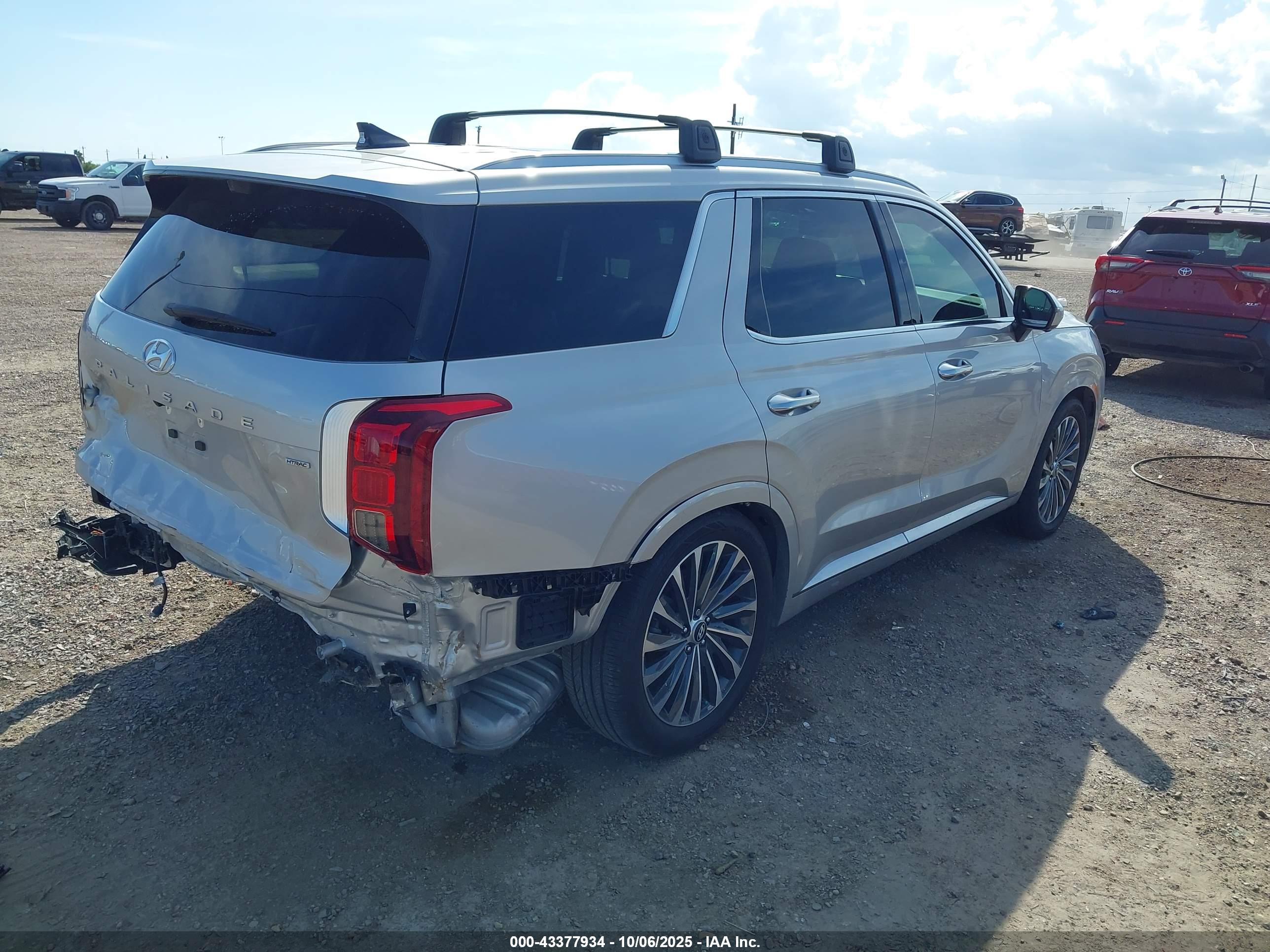 HYUNDAI PALISADE image 4