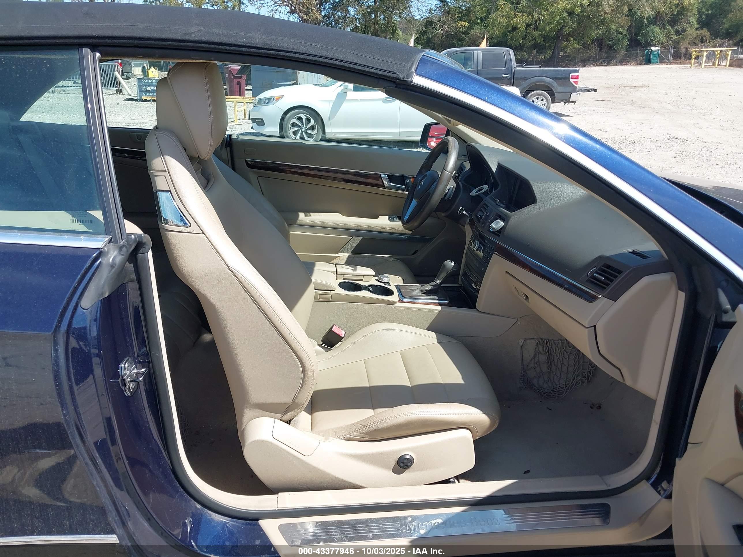 MERCEDES-BENZ E image 5
