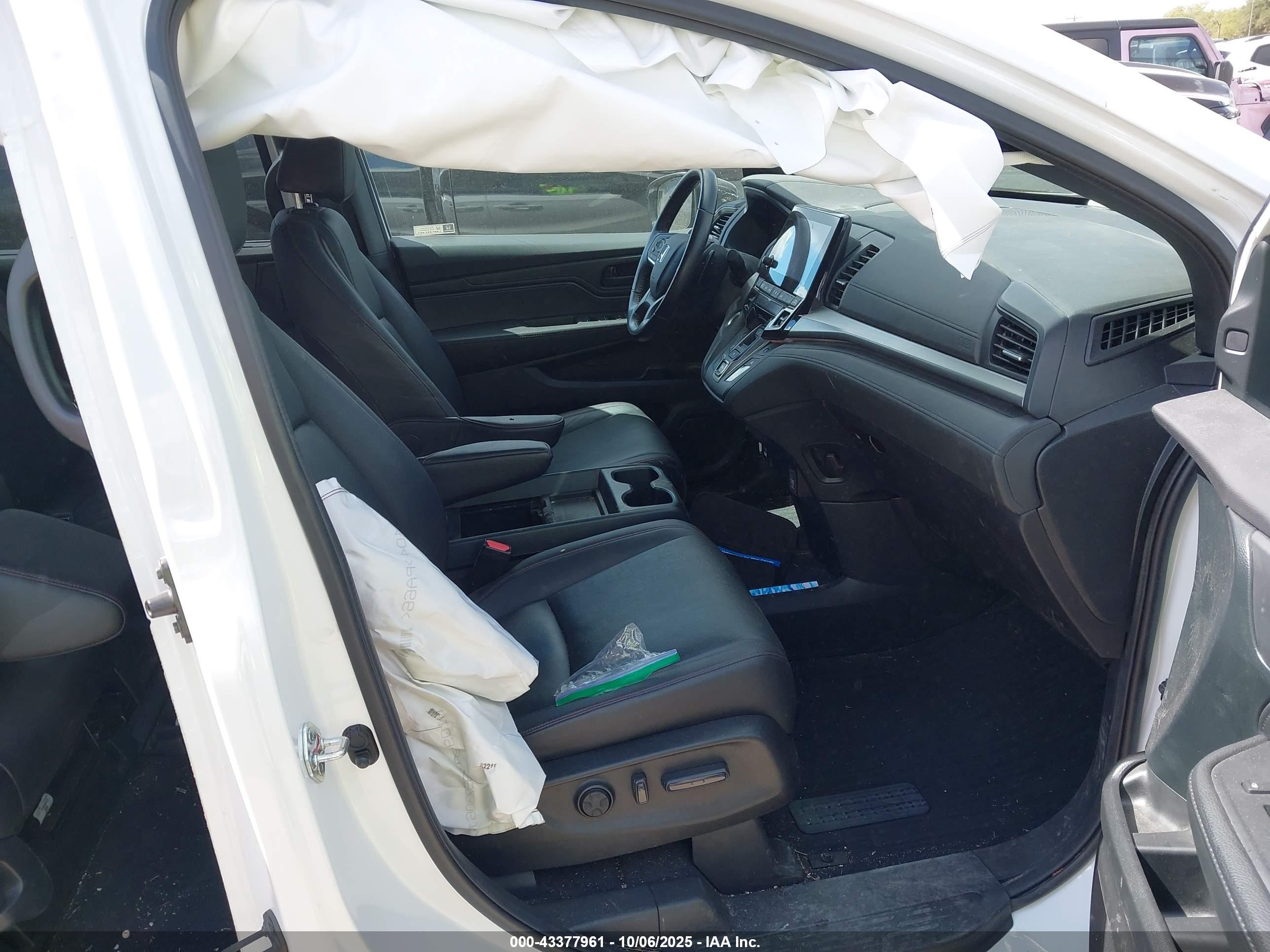 HONDA ODYSSEY image 5