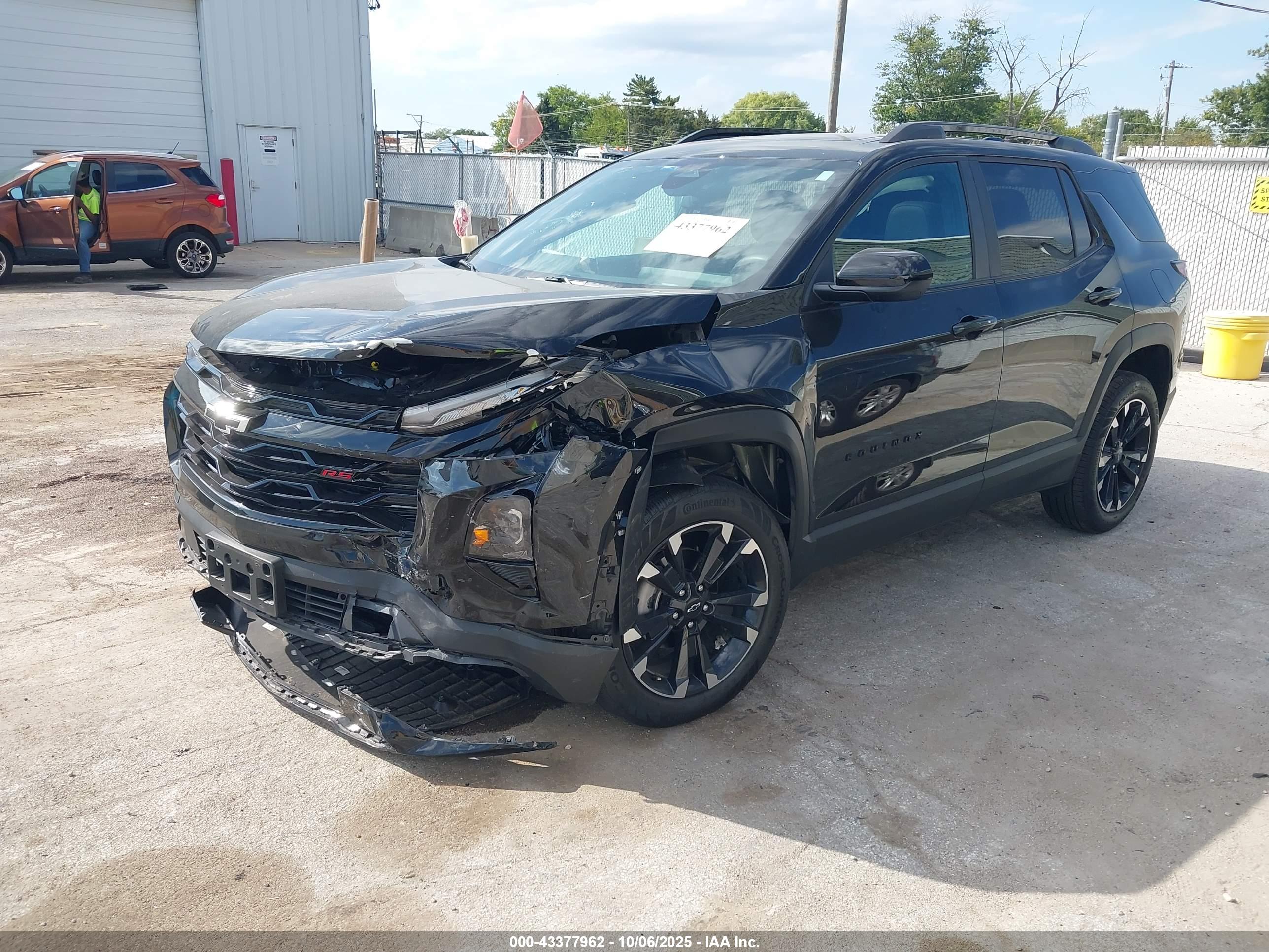 CHEVROLET EQUINOX image 2