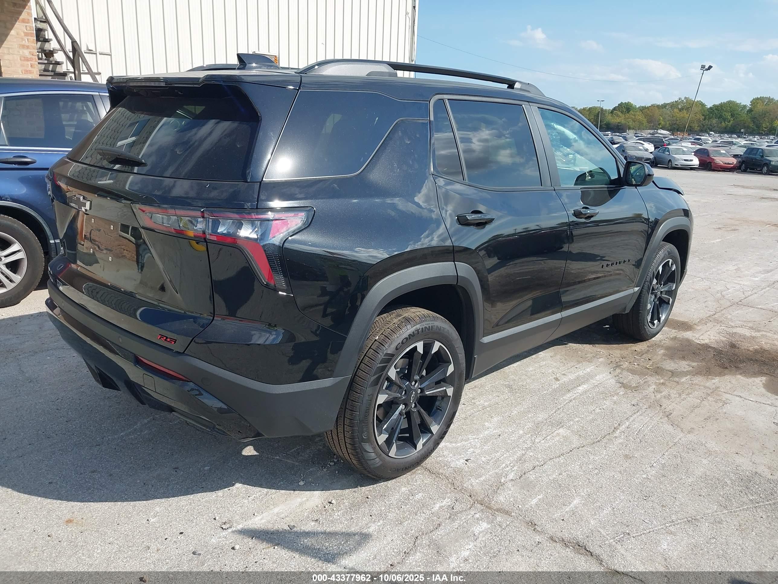CHEVROLET EQUINOX image 4