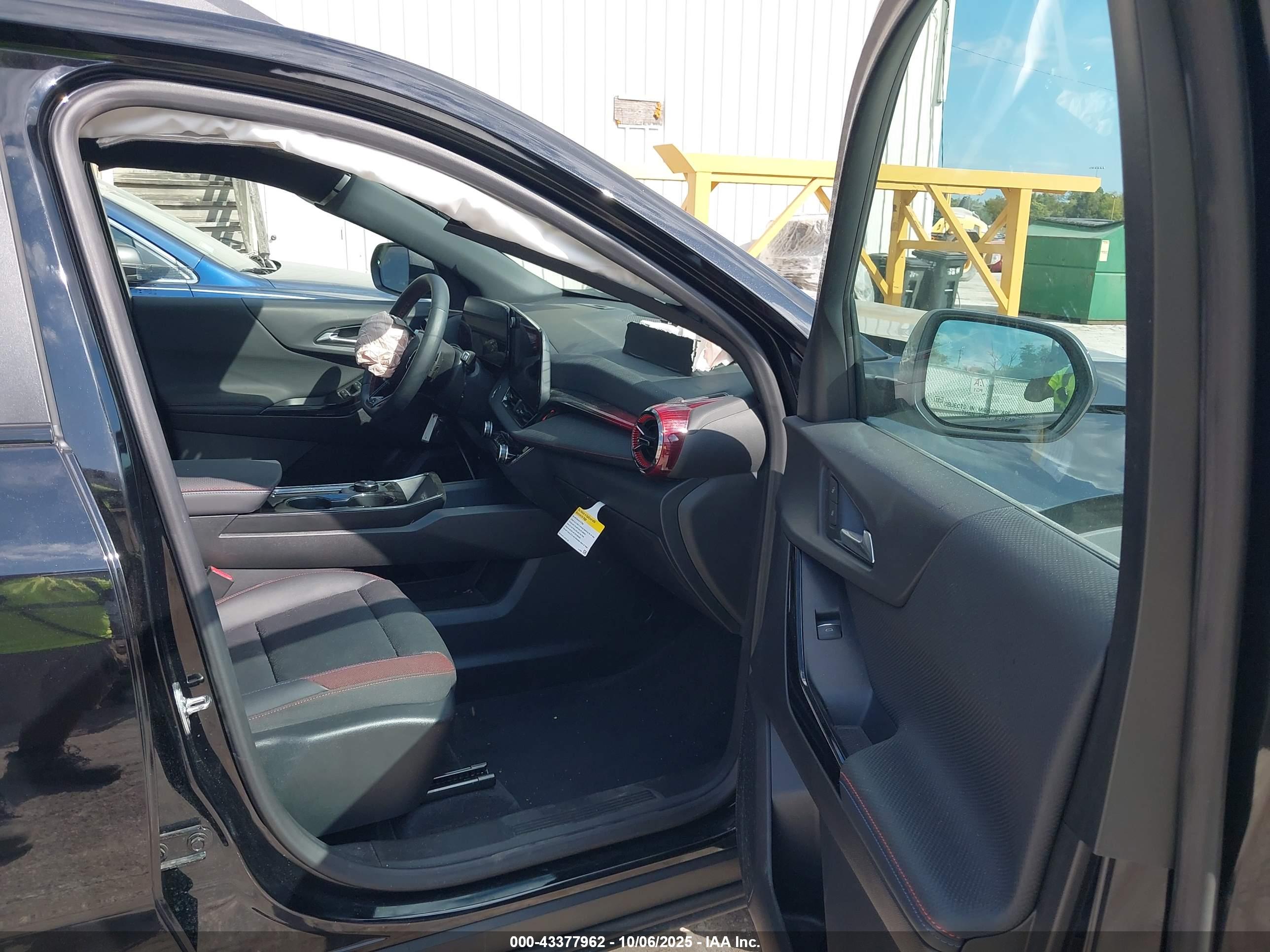 CHEVROLET EQUINOX image 5