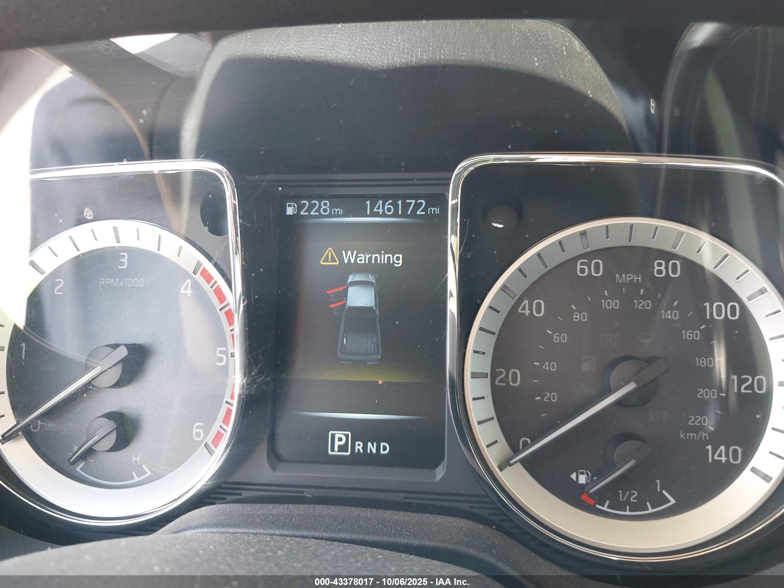 NISSAN TITAN image 7