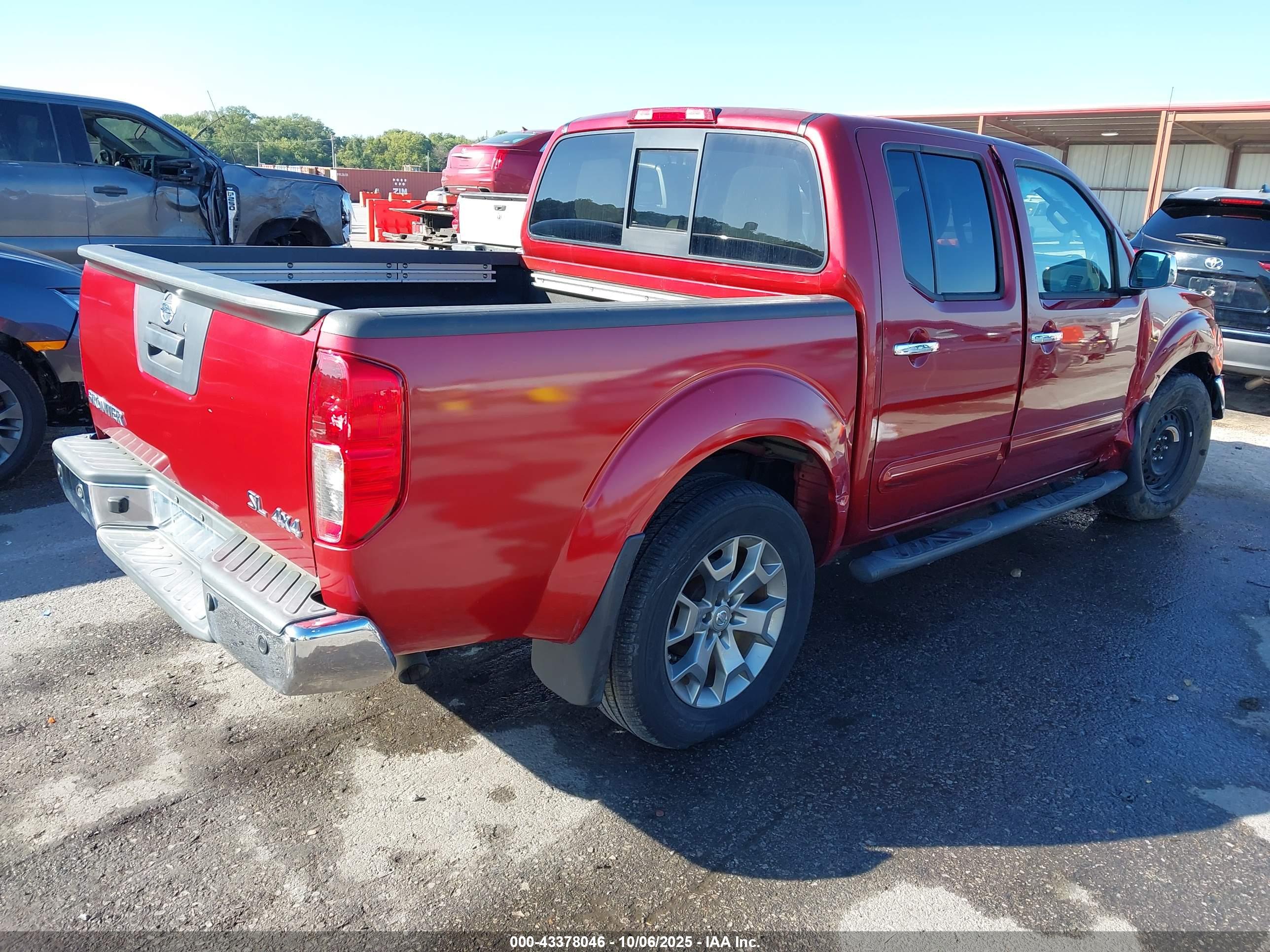 NISSAN FRONTIER image 4