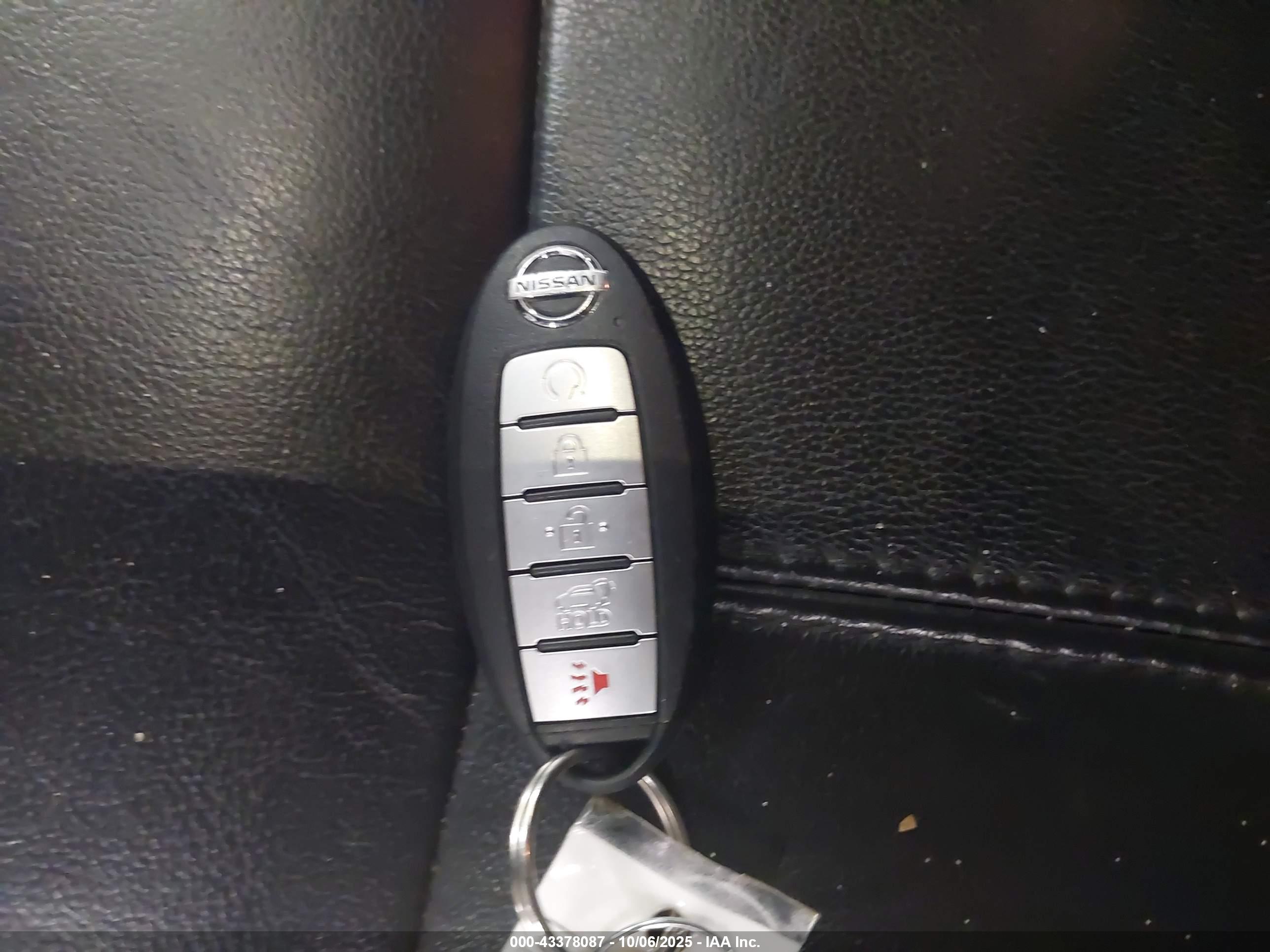 NISSAN PATHFINDER image 11