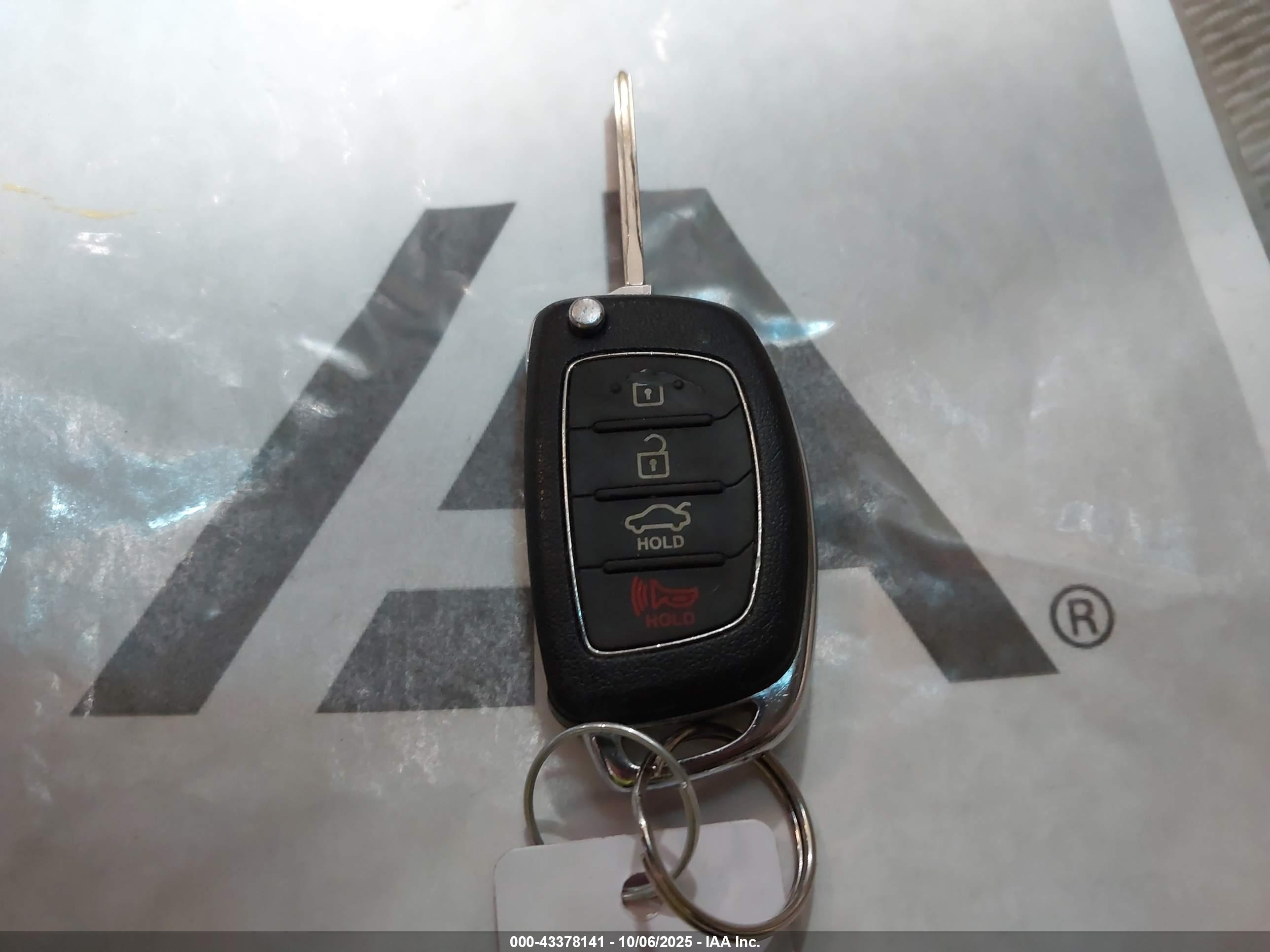 HYUNDAI SONATA image 11