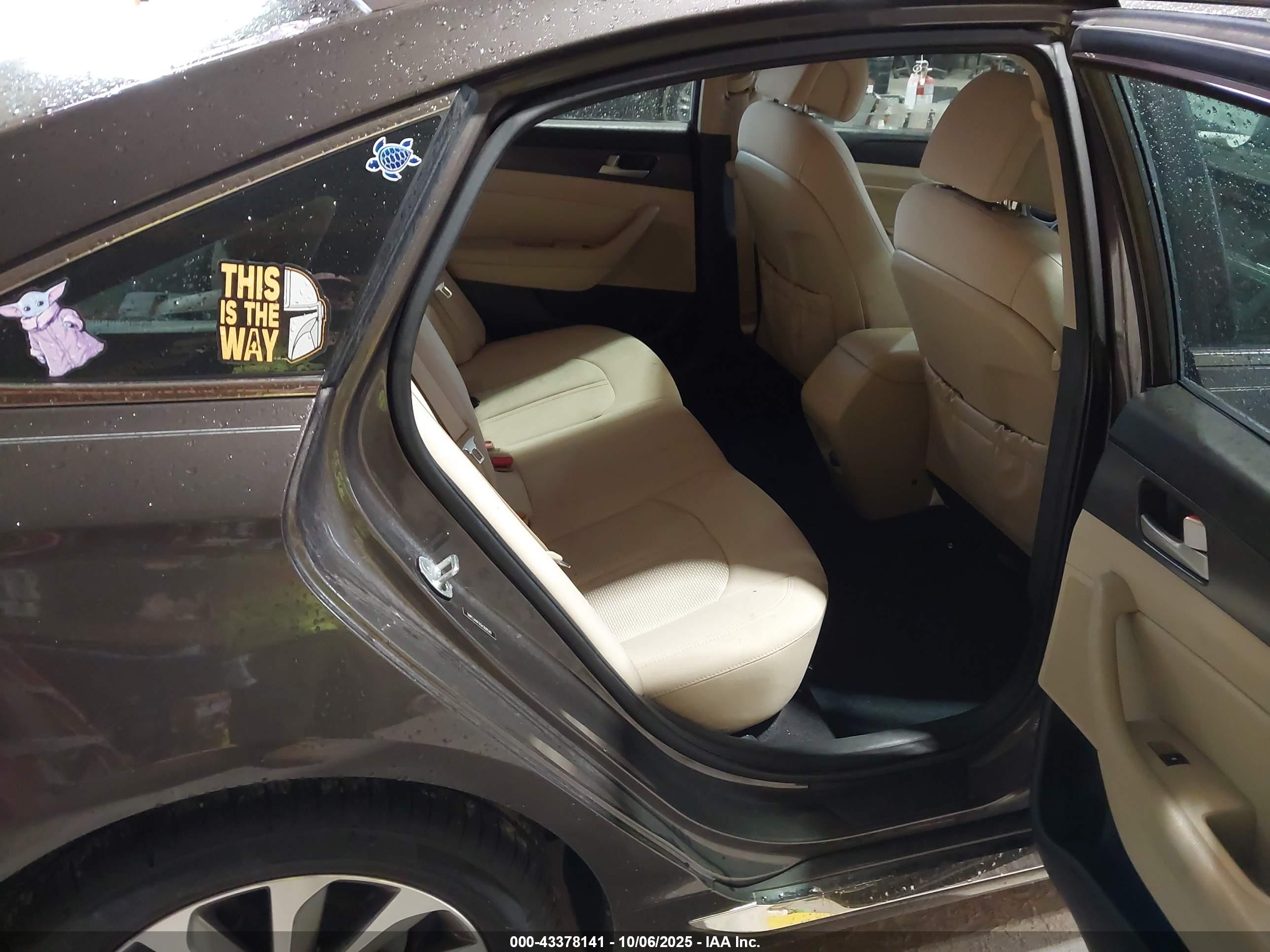 HYUNDAI SONATA image 8