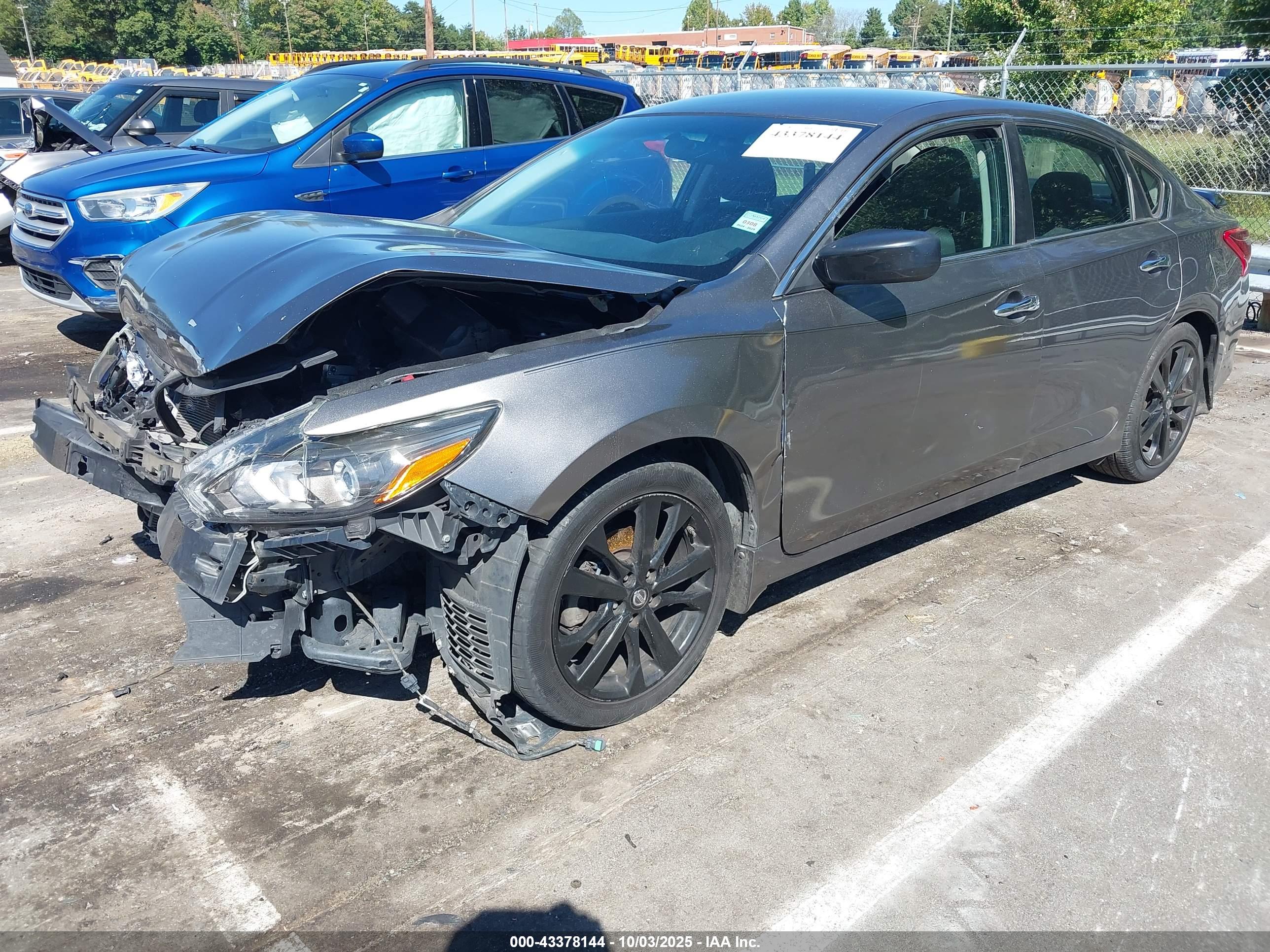 NISSAN ALTIMA image 2
