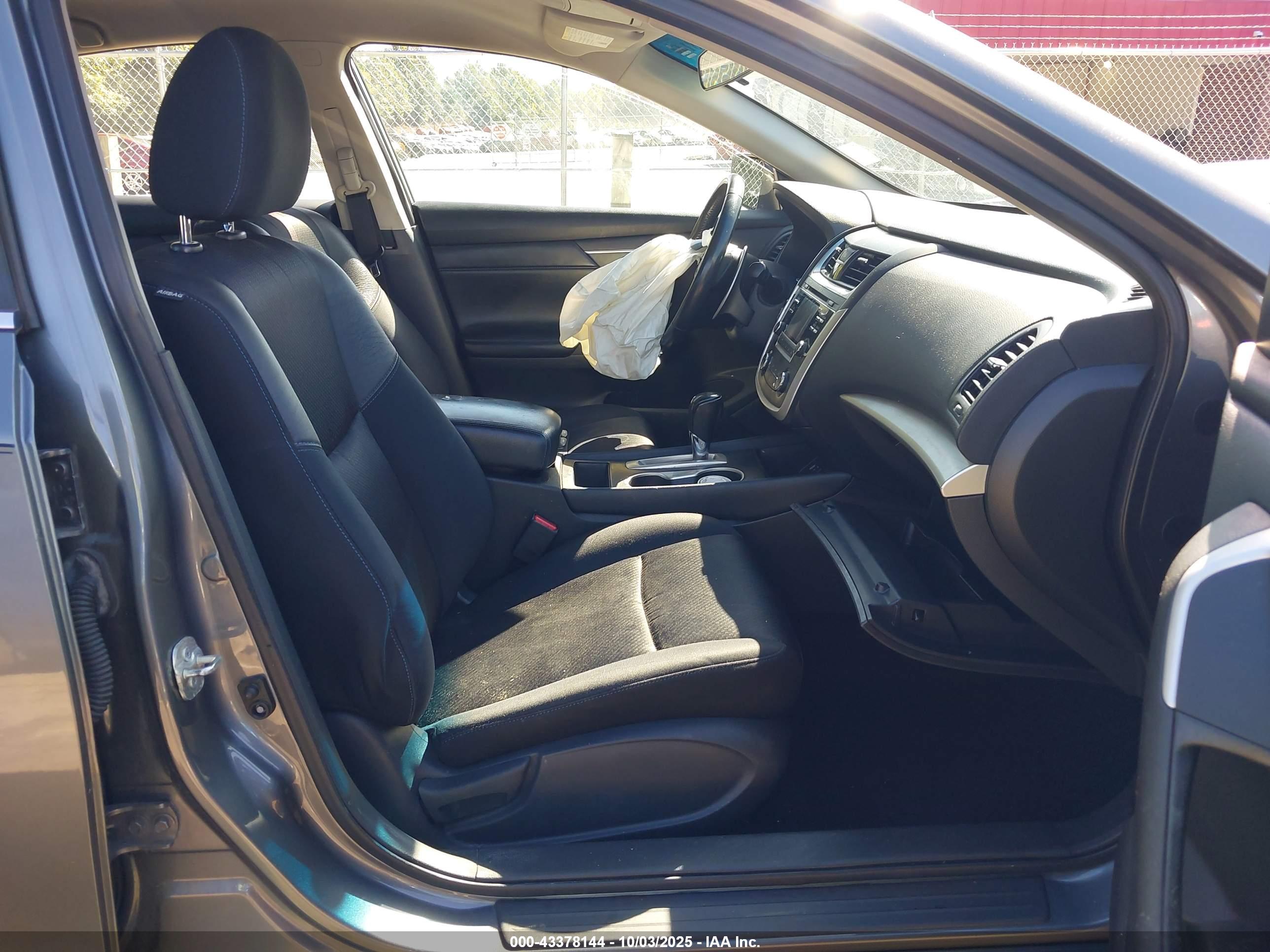 NISSAN ALTIMA image 5