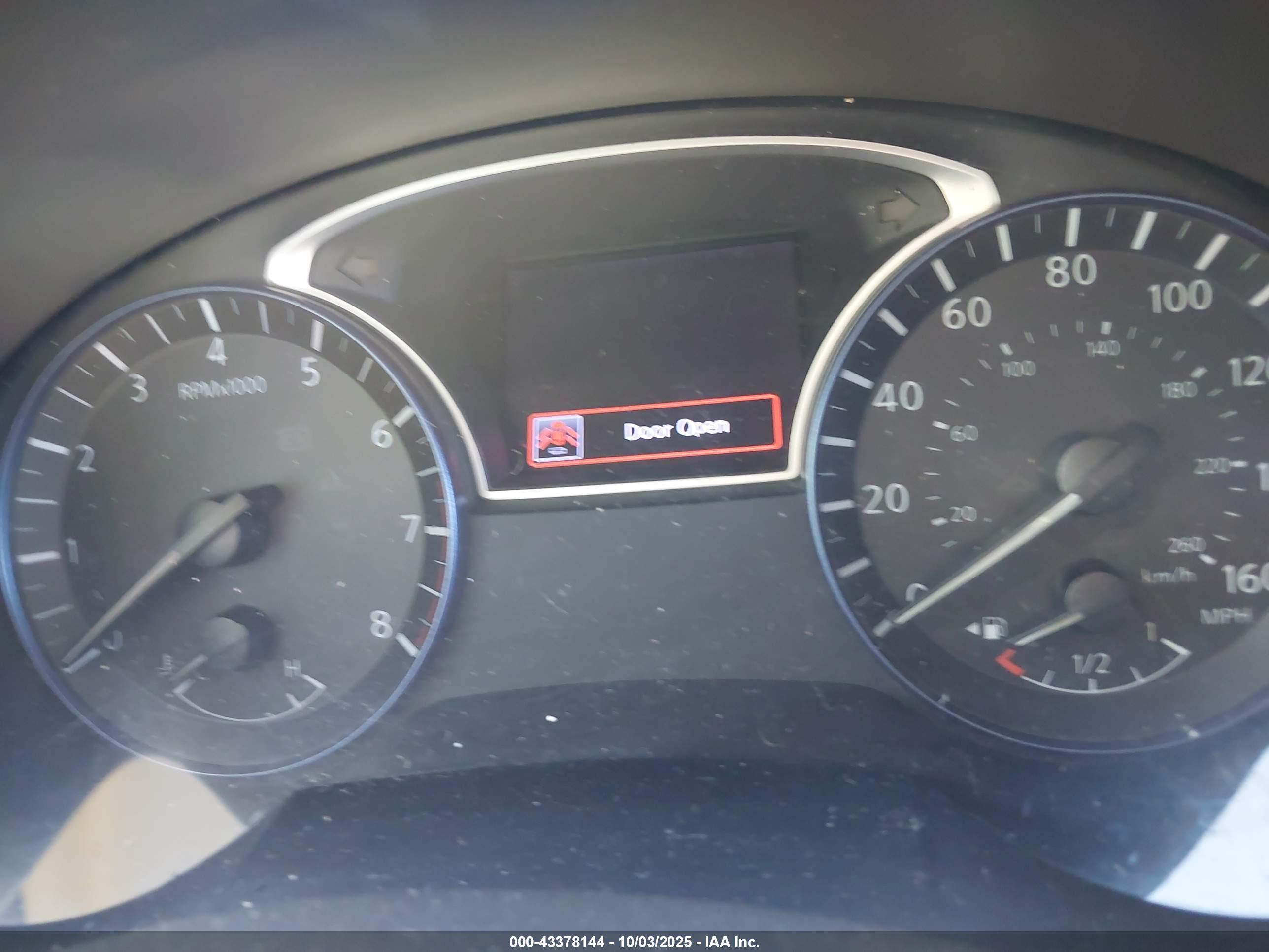 NISSAN ALTIMA image 7