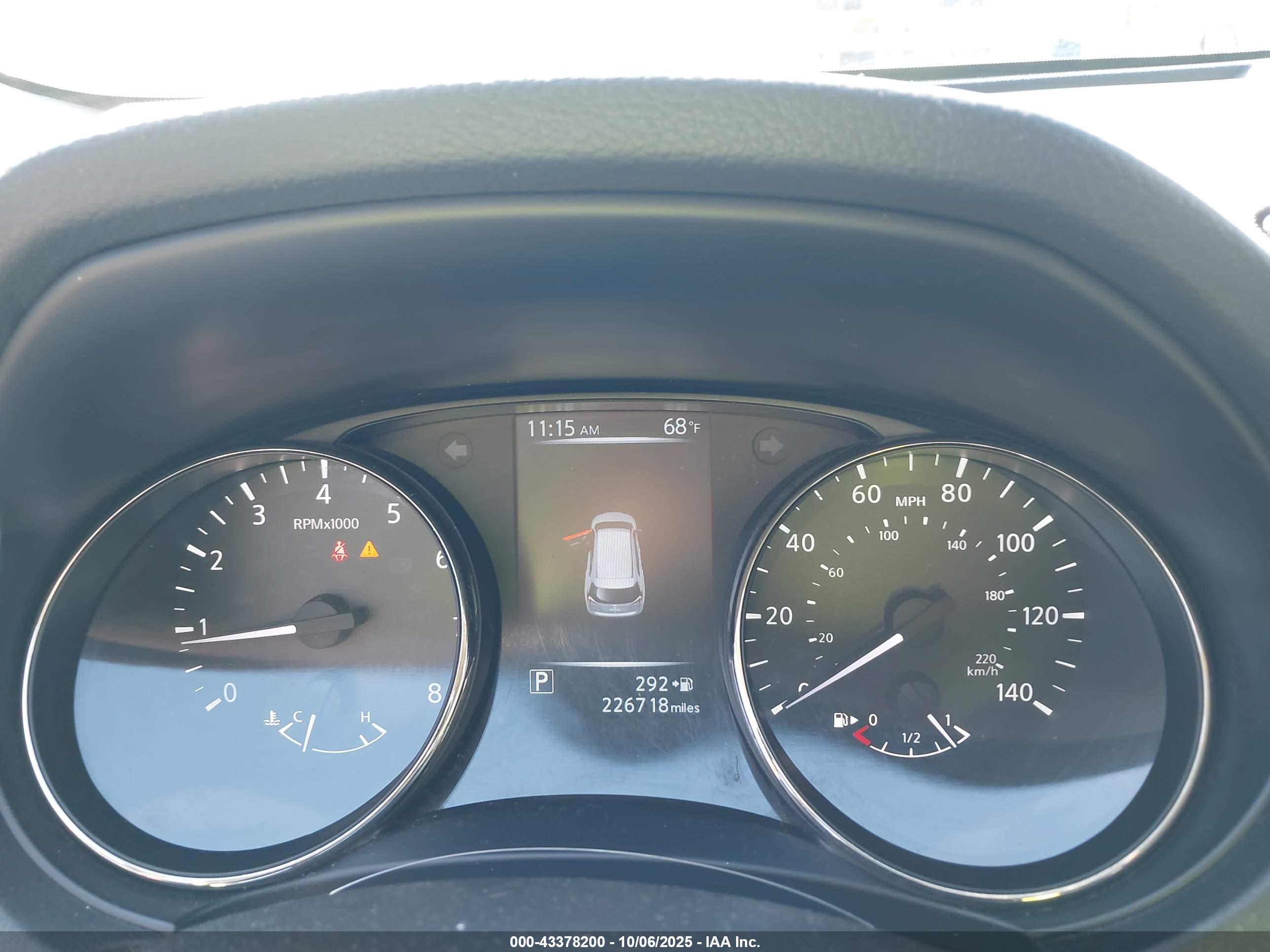 NISSAN ROGUE image 7