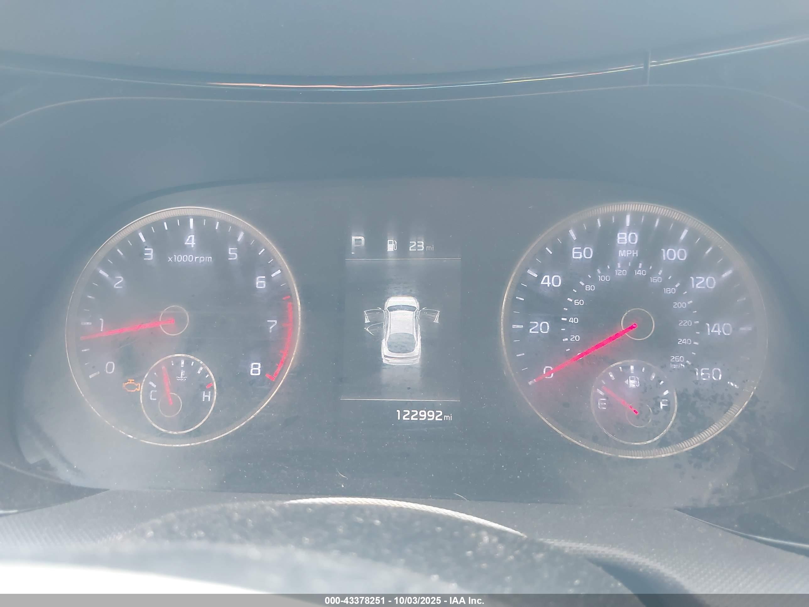 KIA K5 image 7